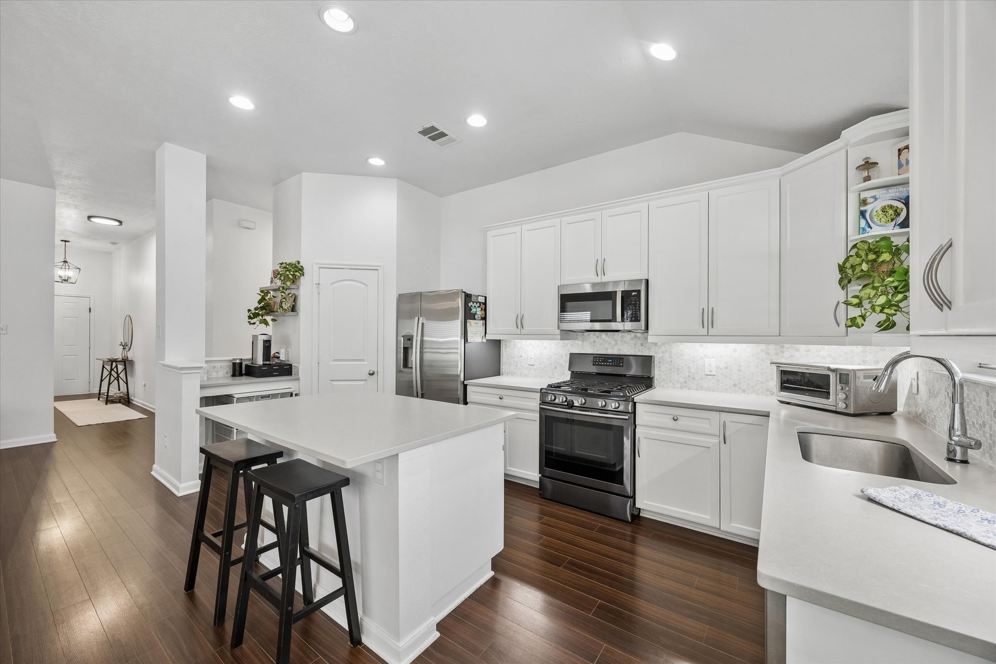 1407 Summer Court Property Photo 16