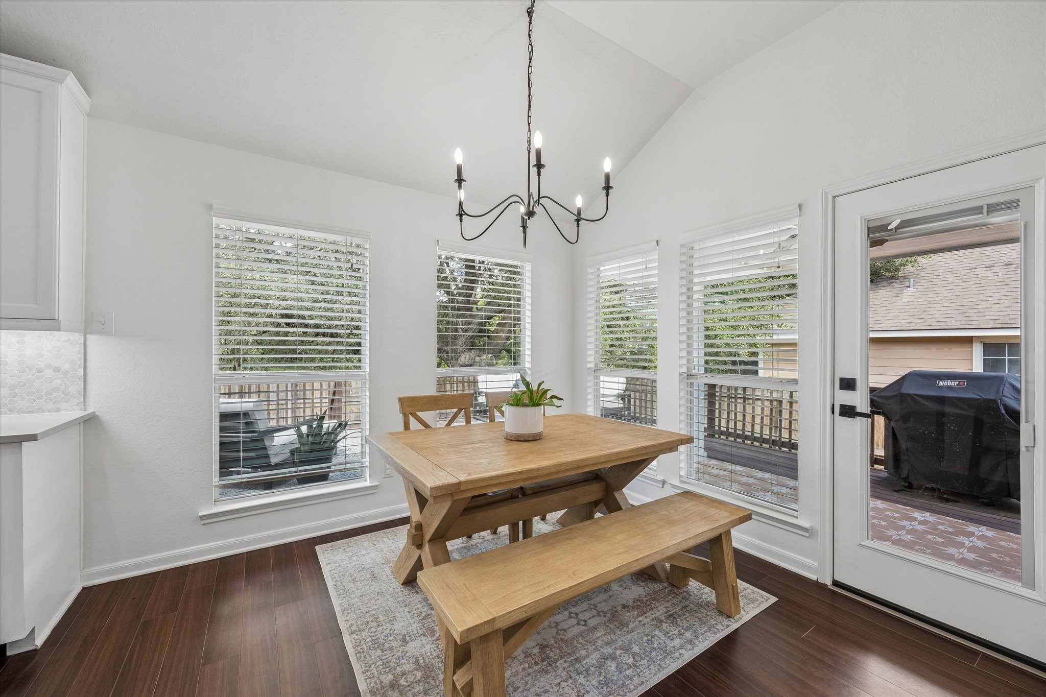 1407 Summer Court Property Photo 20