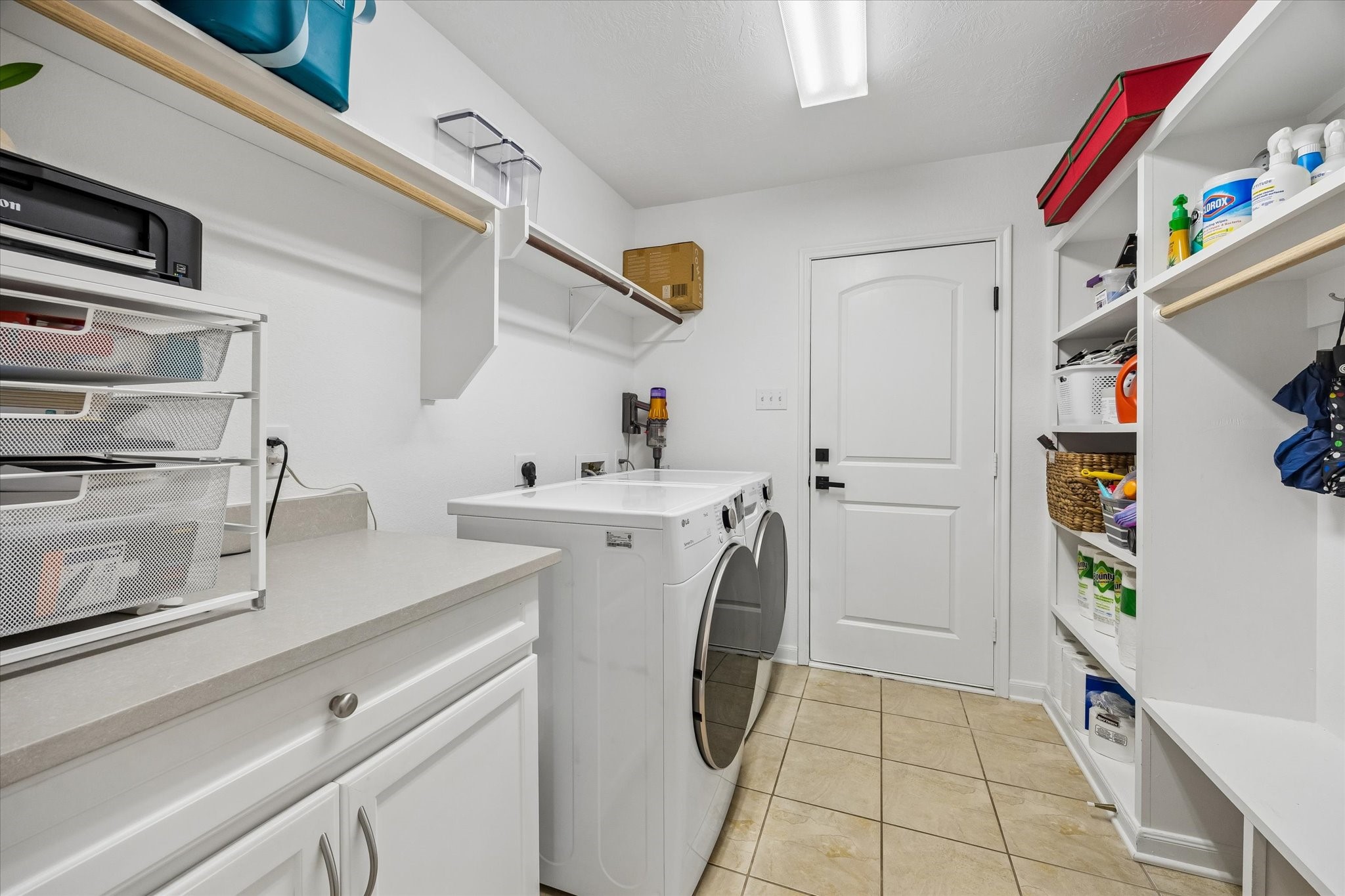1407 Summer Court Property Photo 29
