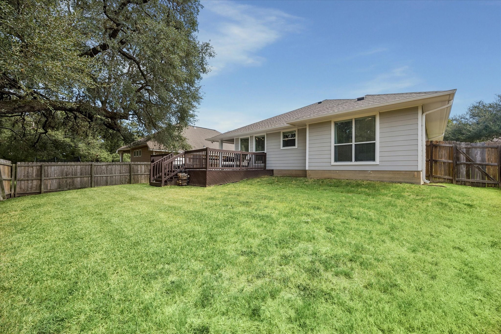 1407 Summer Court Property Photo 32