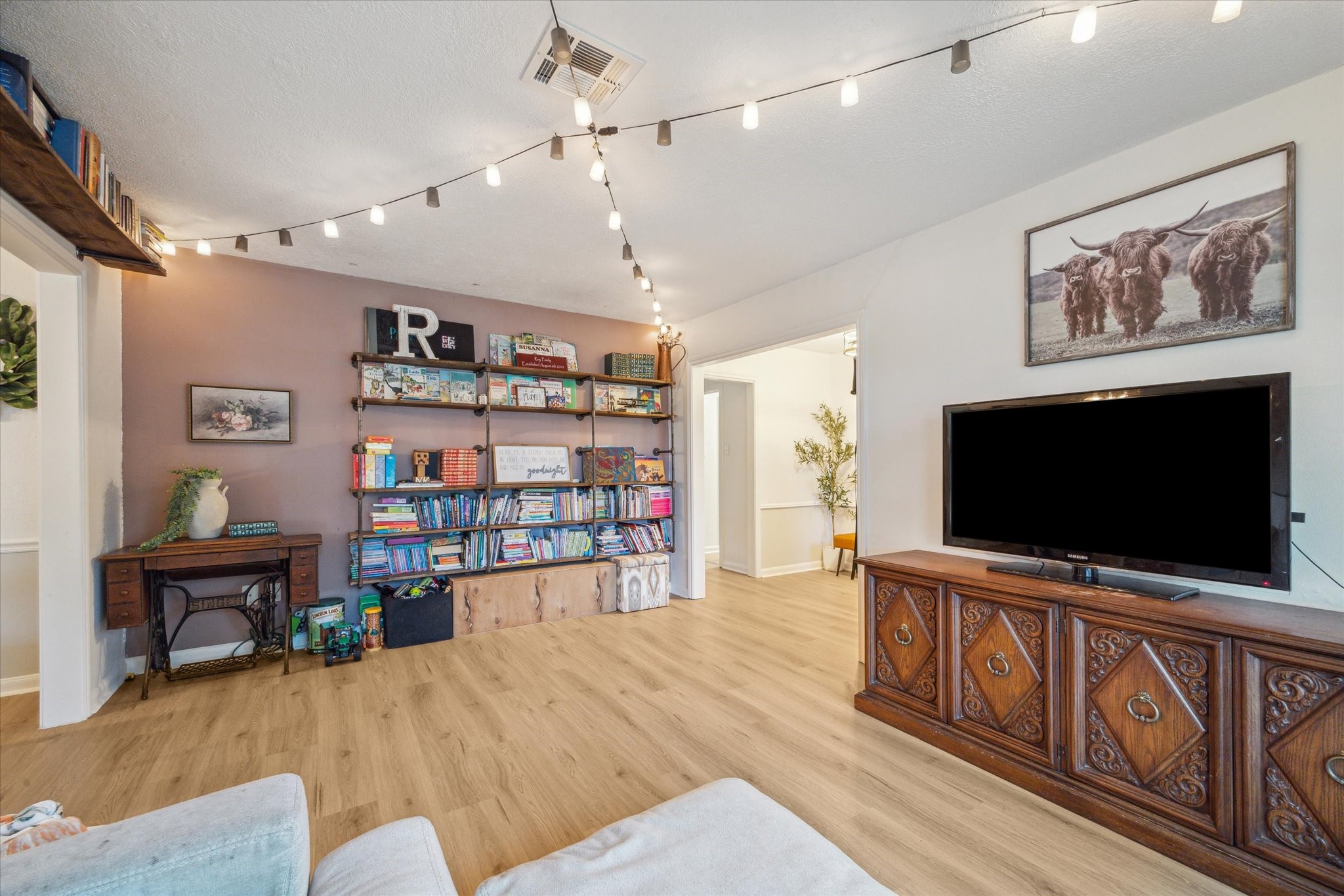 18407 Point Lookout Drive Property Photo 27