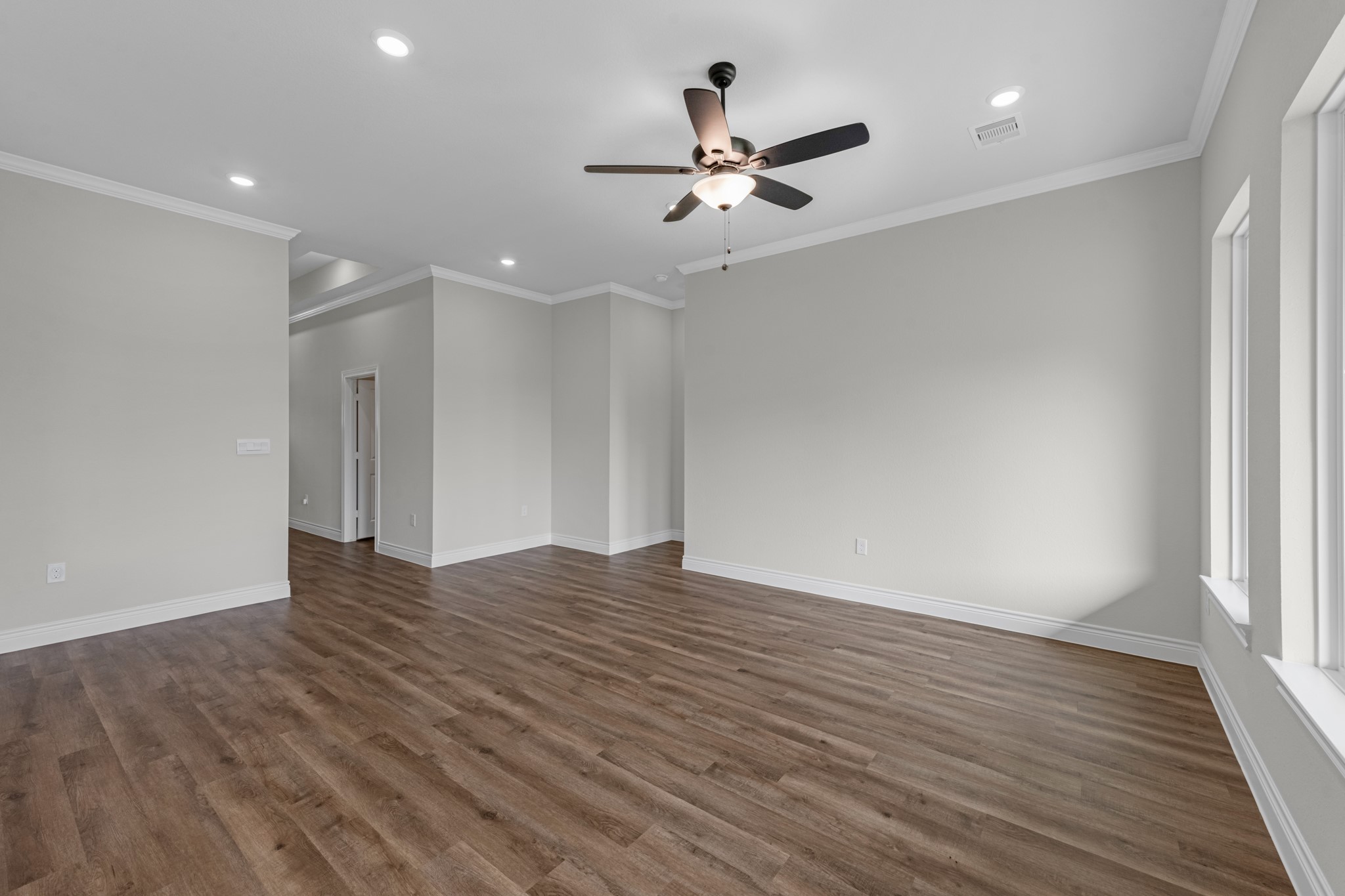 10340 Woodhill Spa Lane Property Photo 7