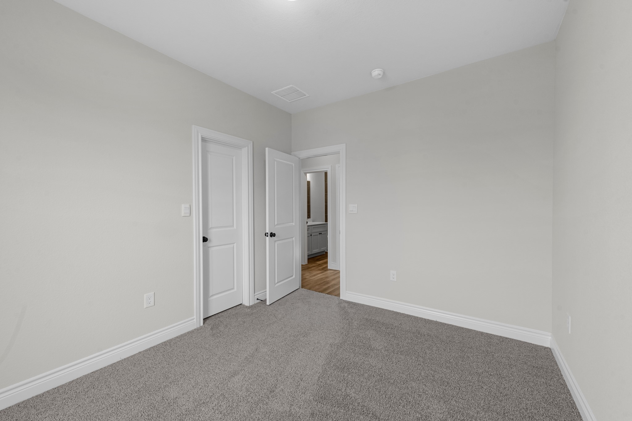 10340 Woodhill Spa Lane Property Photo 19
