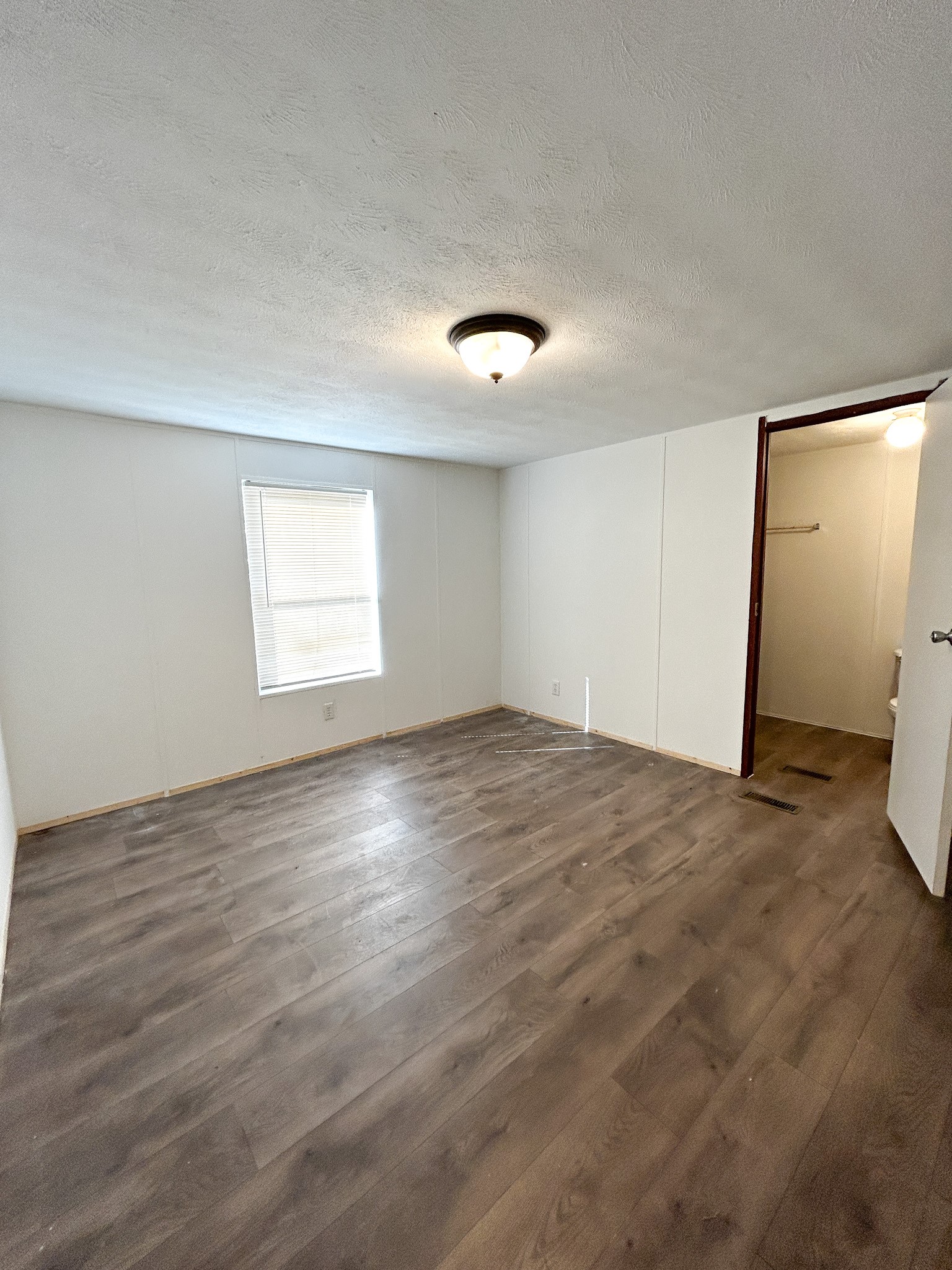 71 County Road 4282 Property Photo 14