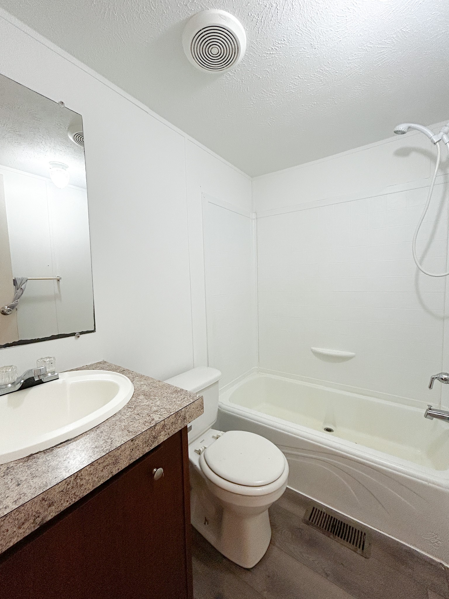 71 County Road 4282 Property Photo 18