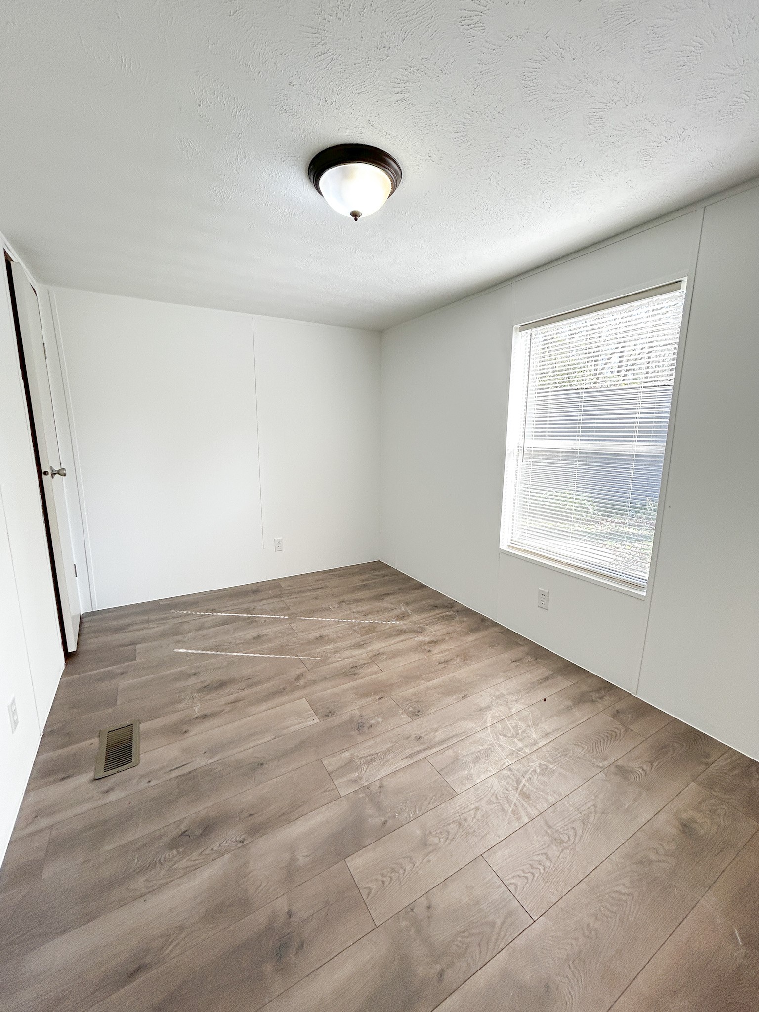 71 County Road 4282 Property Photo 19