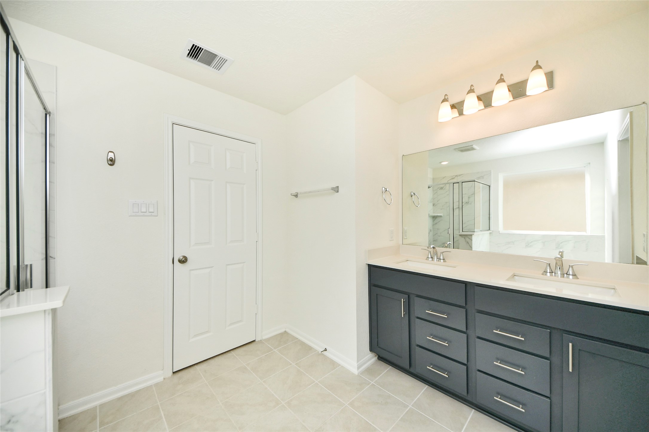 2916 Shimmer Edge Drive Property Photo 25