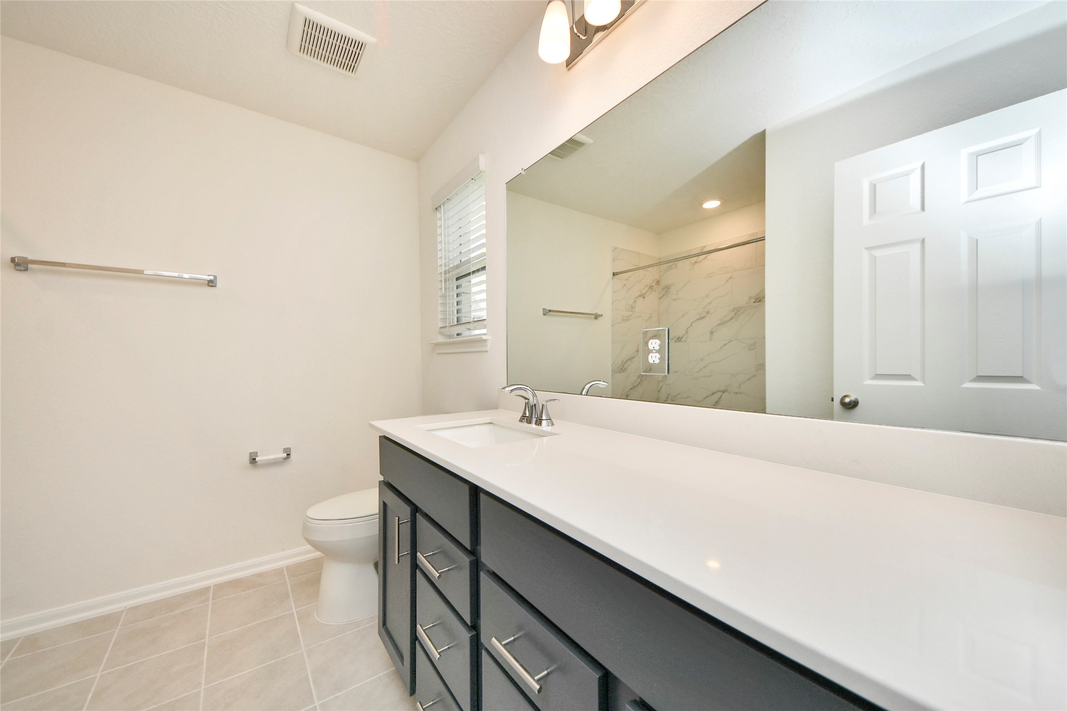 2916 Shimmer Edge Drive Property Photo 29
