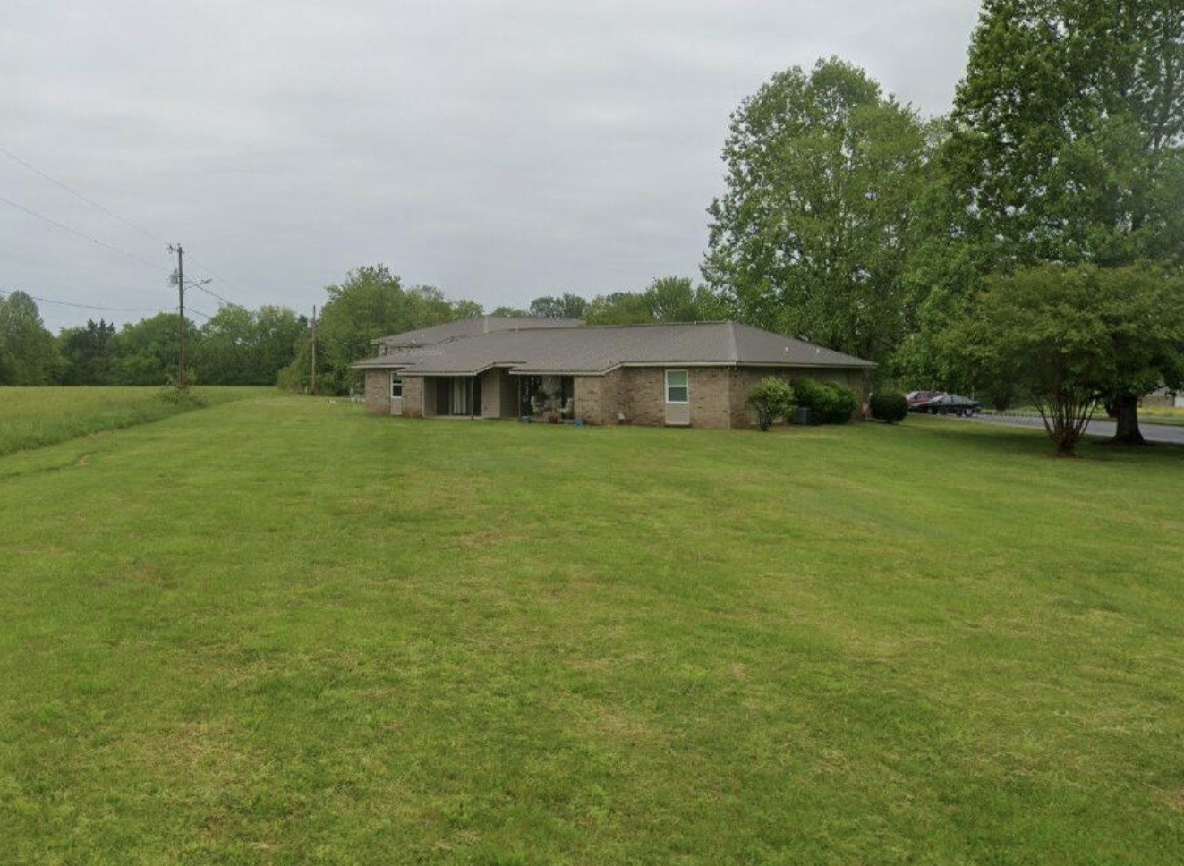 25600 Smithfield Rd Property Photo 4