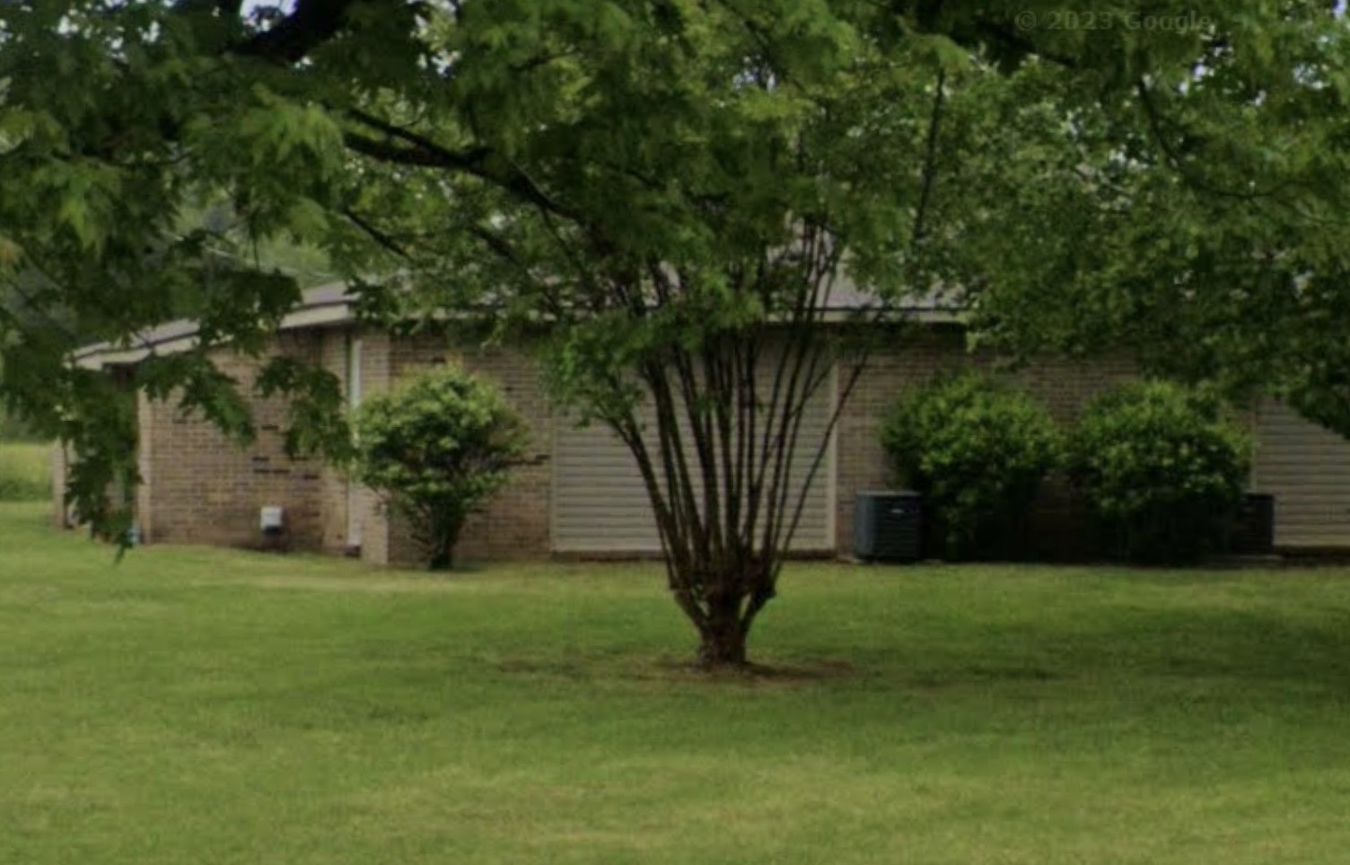 25600 Smithfield Rd Property Photo 6