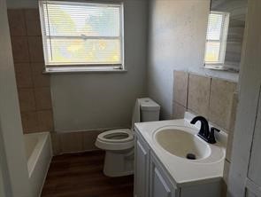 5782 Belcrest Street Property Photo 15