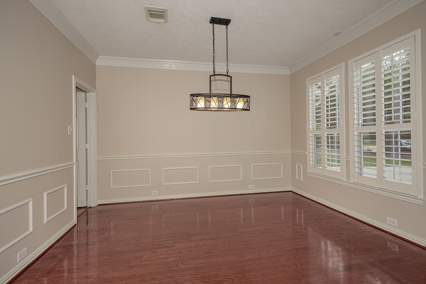 79 French Oaks Property Photo 4
