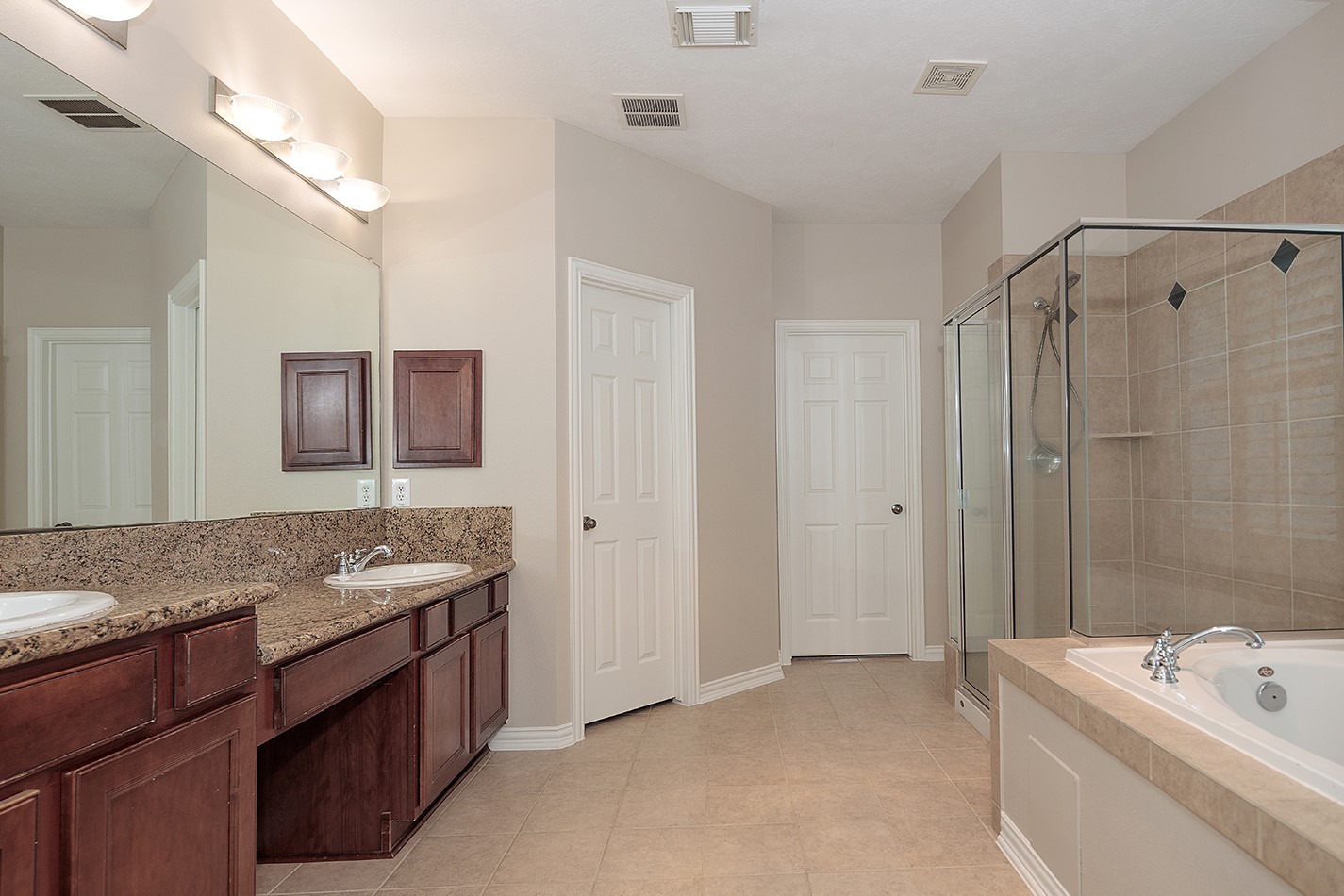 79 French Oaks Property Photo 16