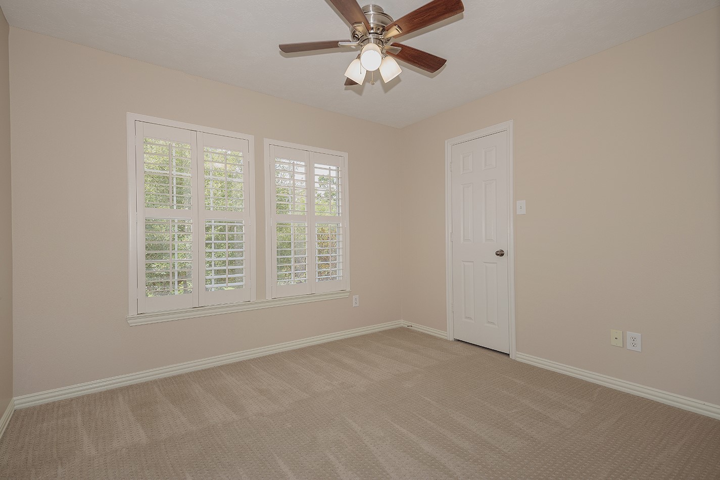 79 French Oaks Property Photo 21