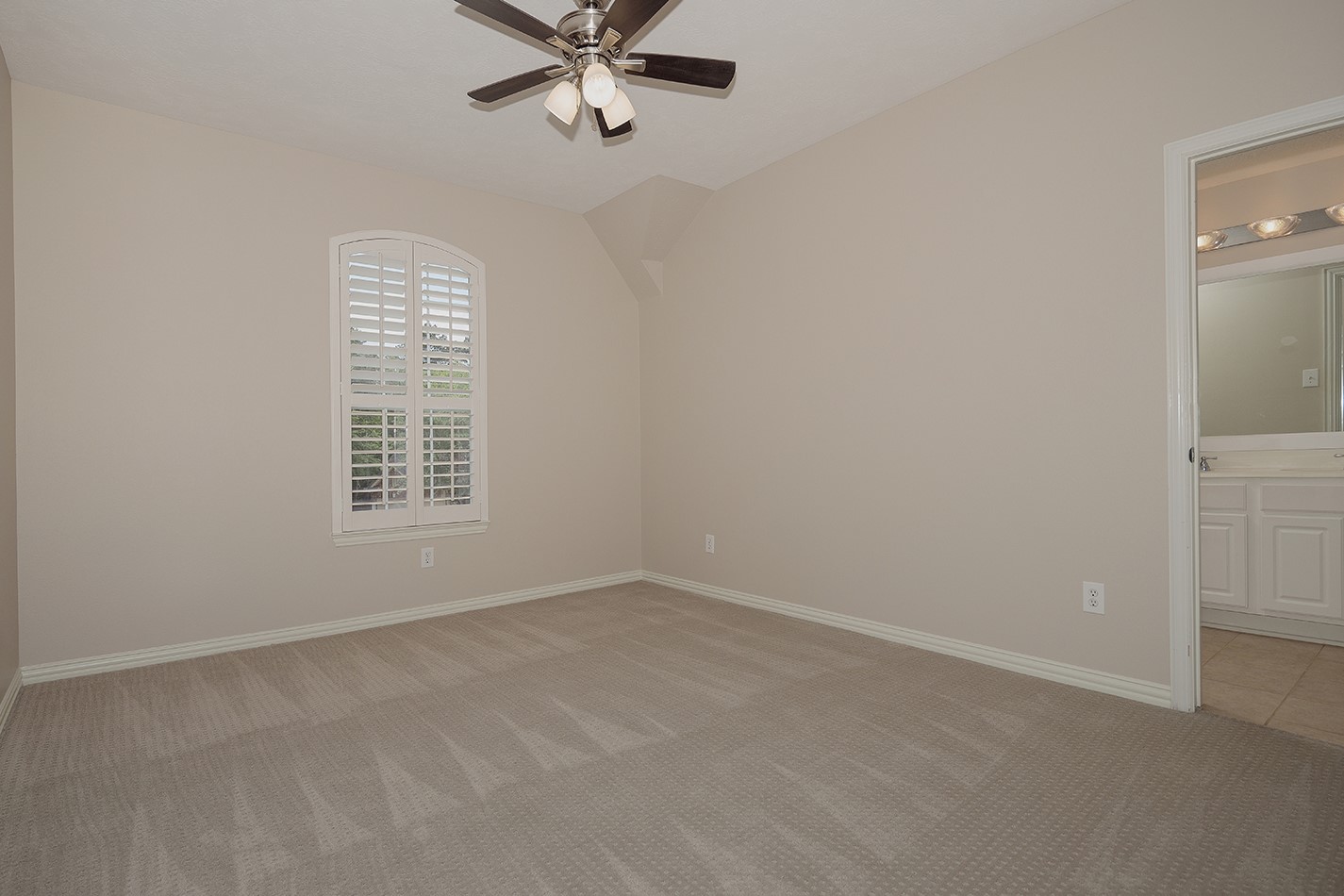 79 French Oaks Property Photo 23