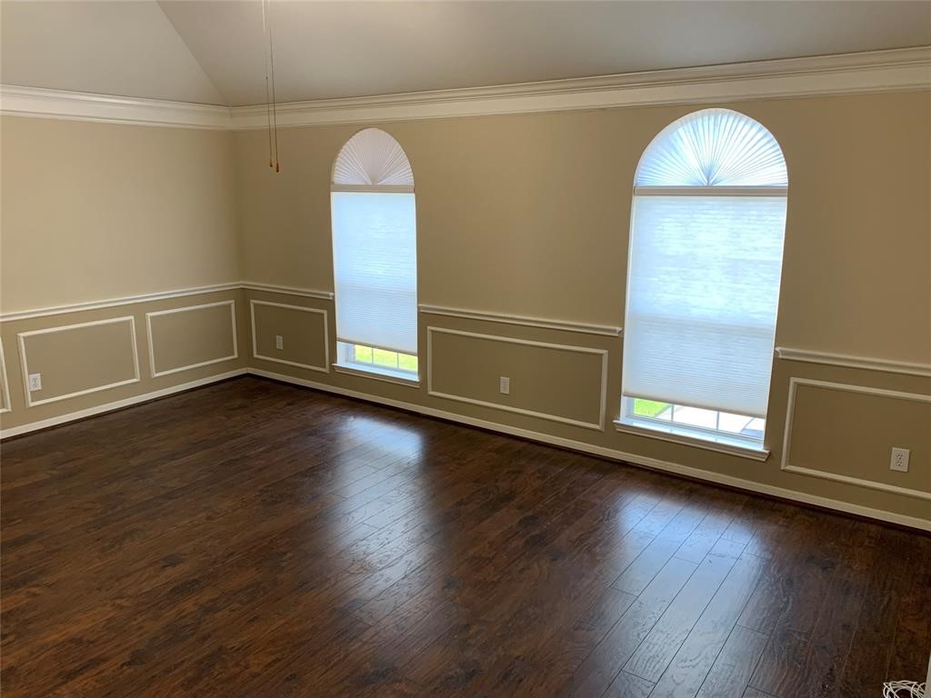 18019 Oak Orchard Lane Property Photo 2
