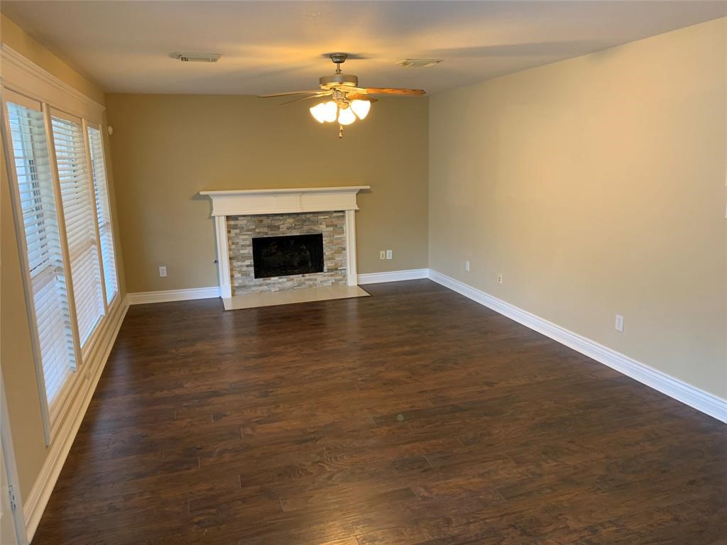 18019 Oak Orchard Lane Property Photo 5