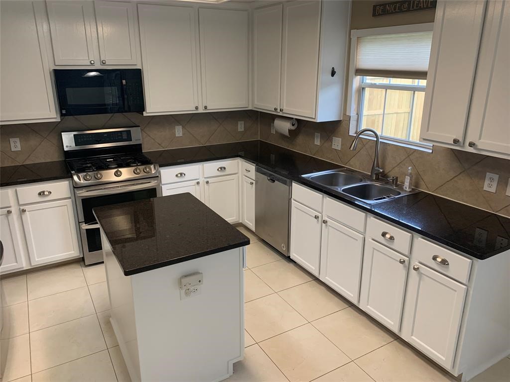 18019 Oak Orchard Lane Property Photo 10