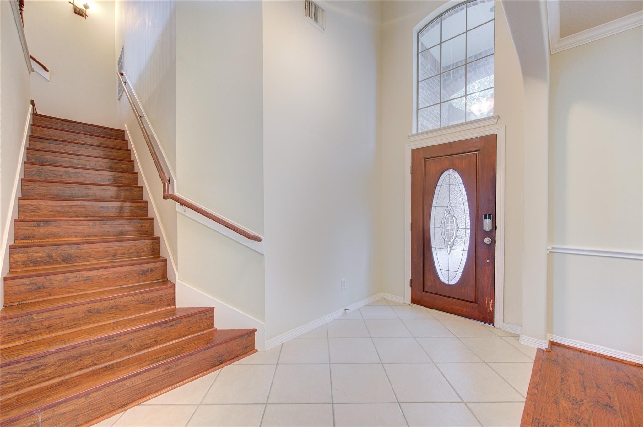 5007 Jade Cove Court Property Photo 6