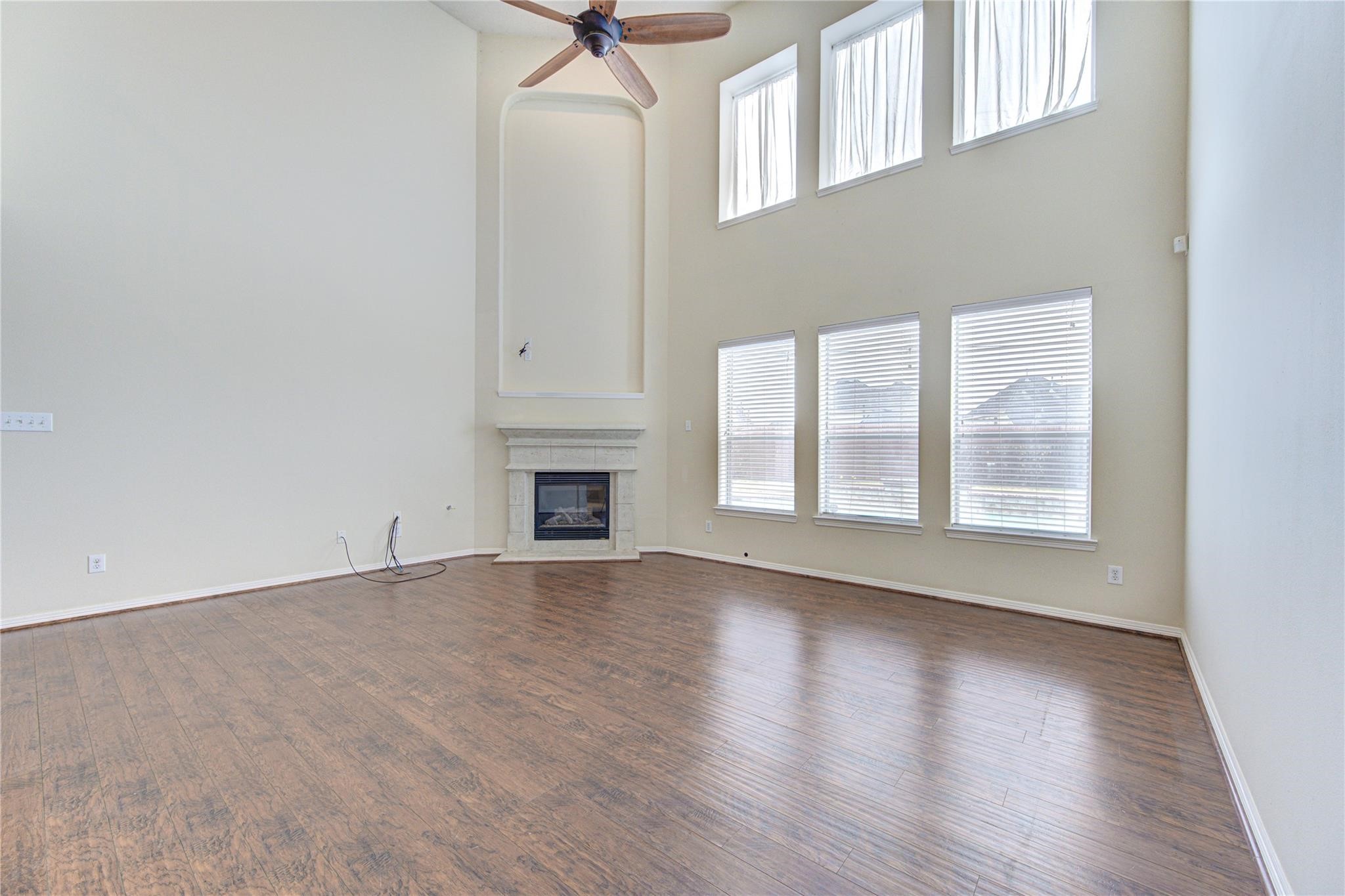 5007 Jade Cove Court Property Photo 18