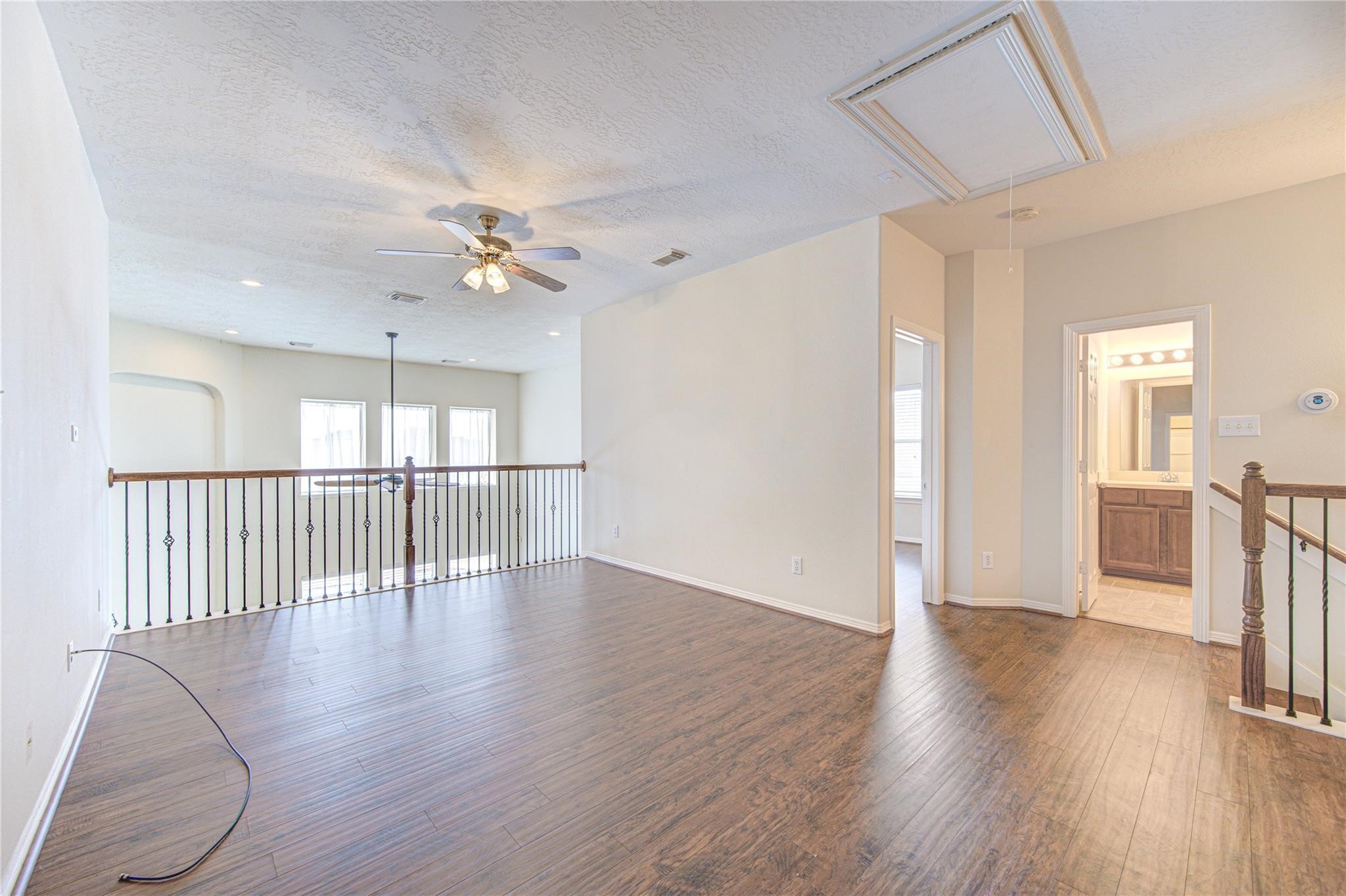 5007 Jade Cove Court Property Photo 32