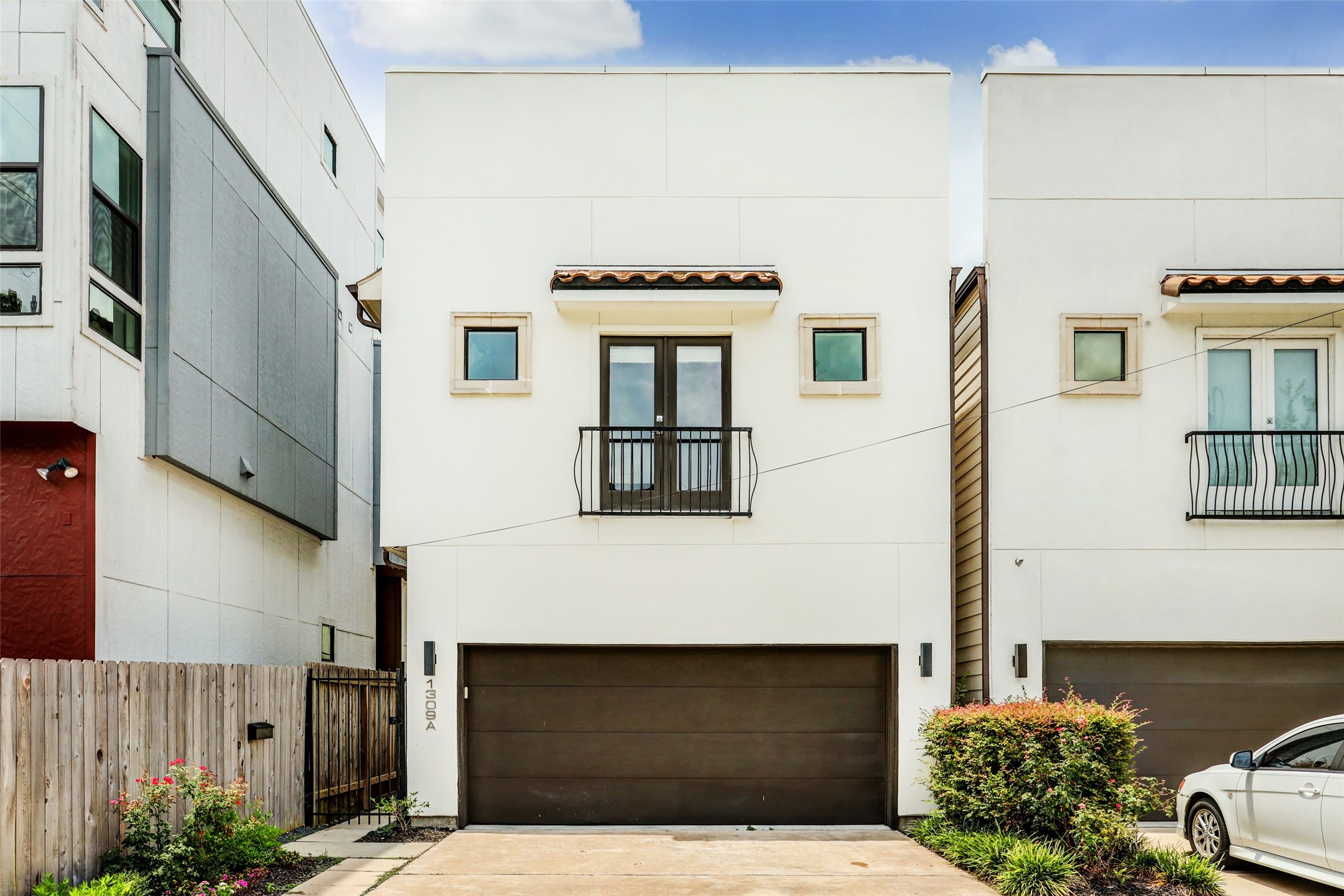 1309 Laird Street A Property Photo 1