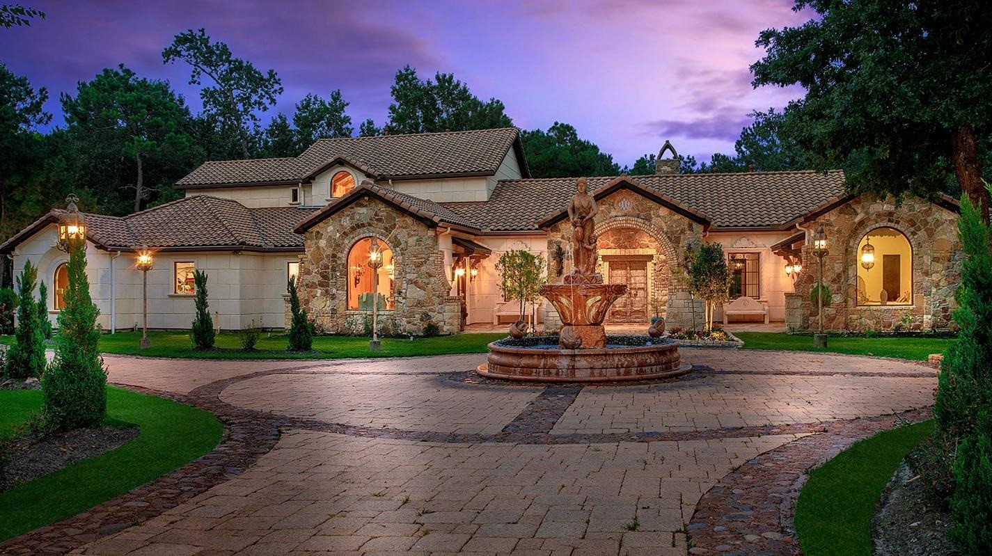 2426 Blue Lake Drive Property Photo