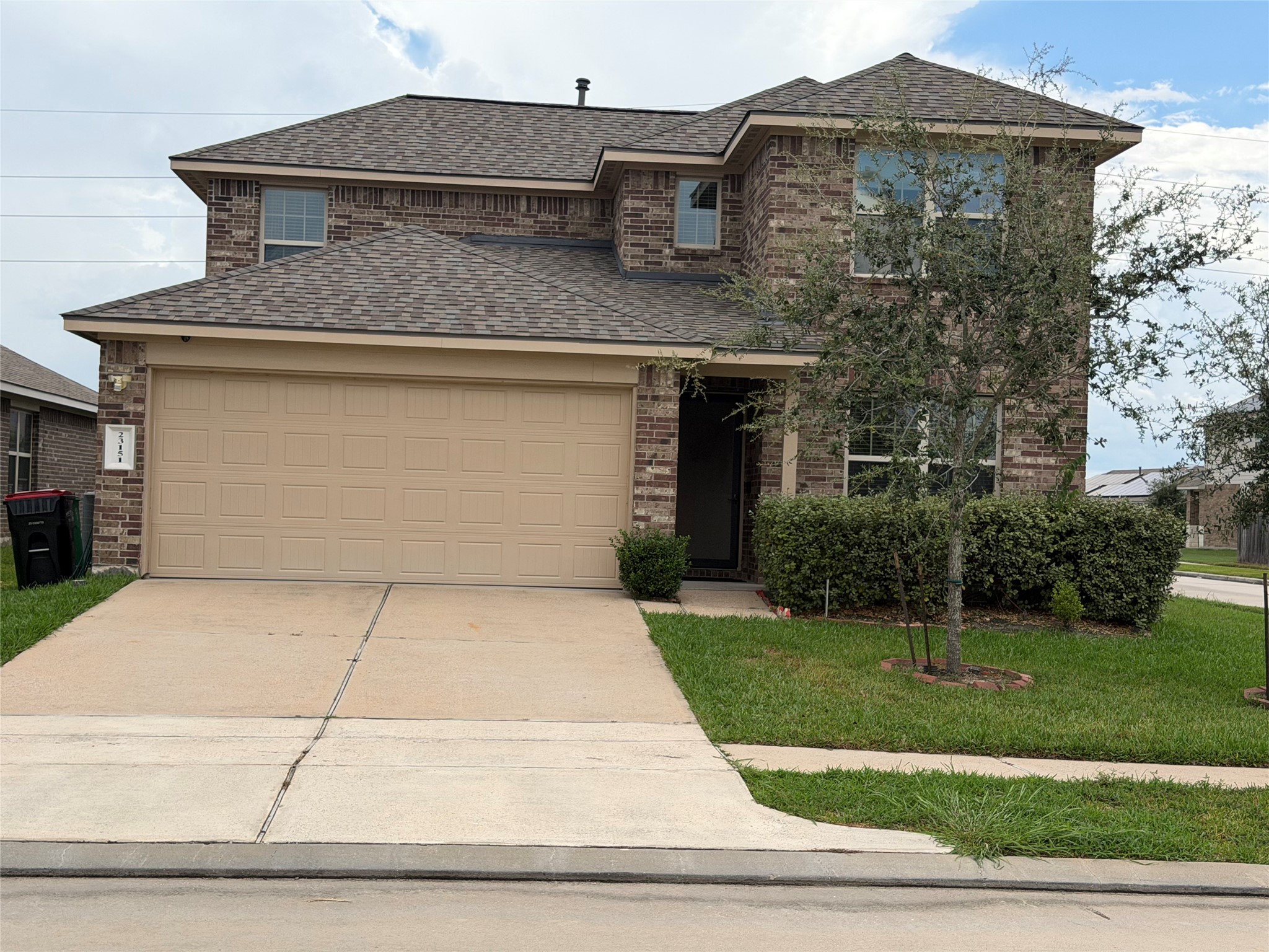 23151 Robbers Nest Dr Property Photo 2