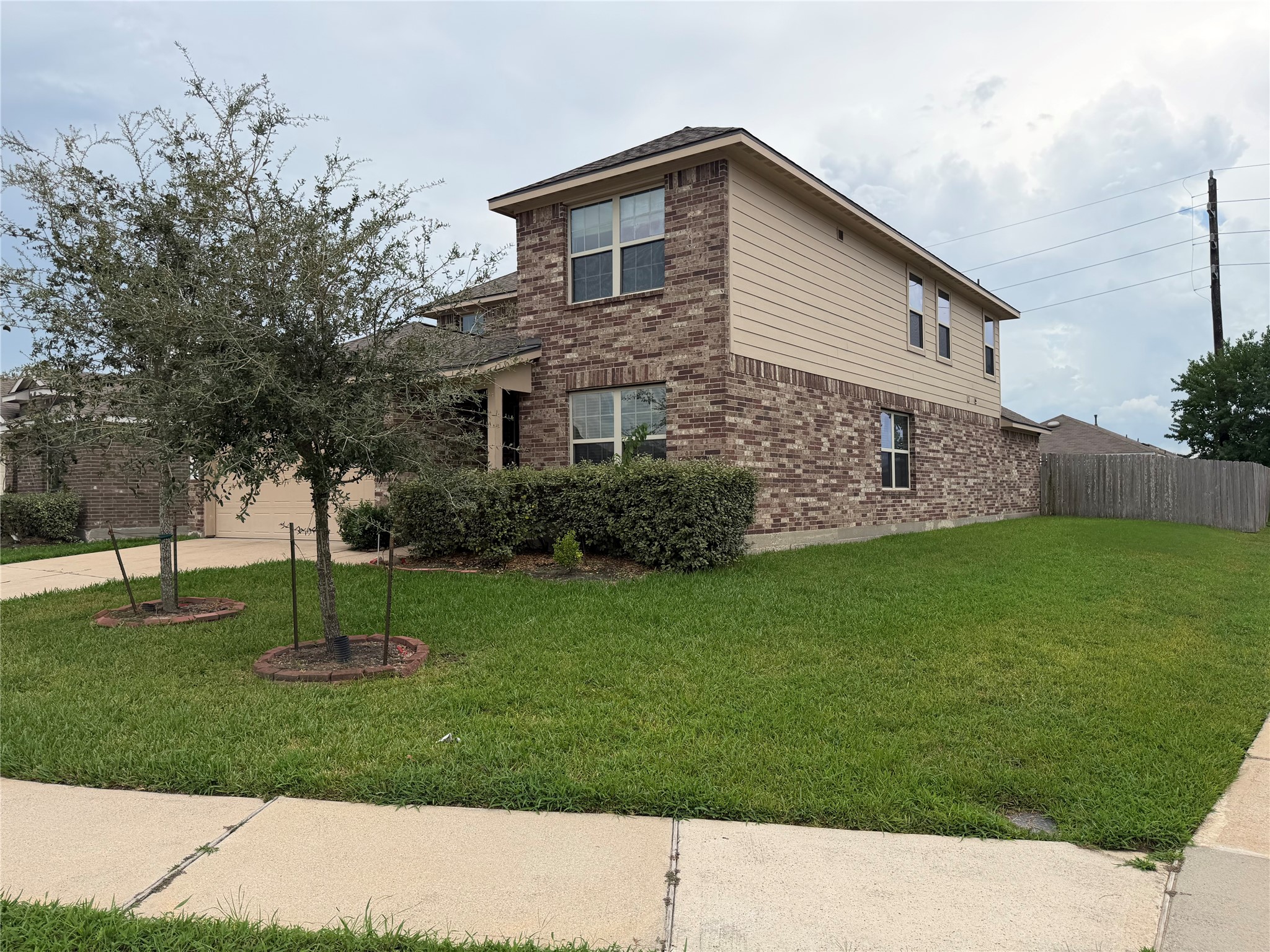 23151 Robbers Nest Dr Property Photo 11