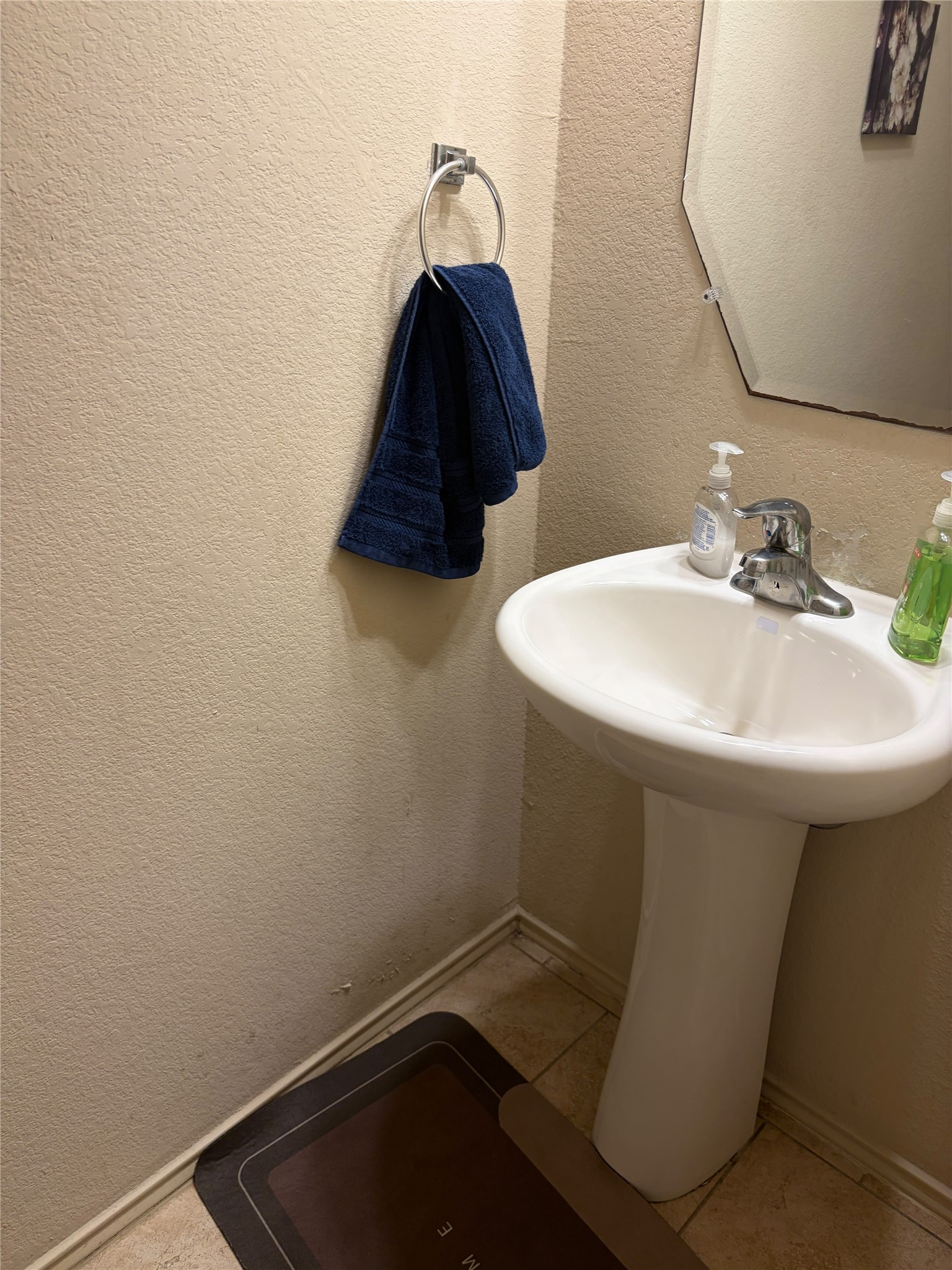 23151 Robbers Nest Dr Property Photo 19
