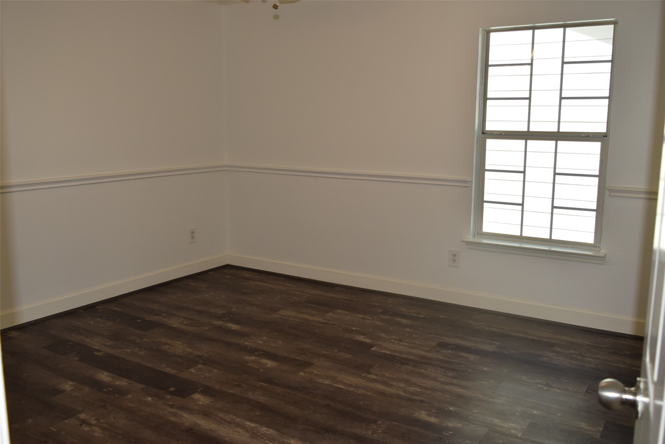 4911 Dwarf Honey Suckle Court Property Photo 18