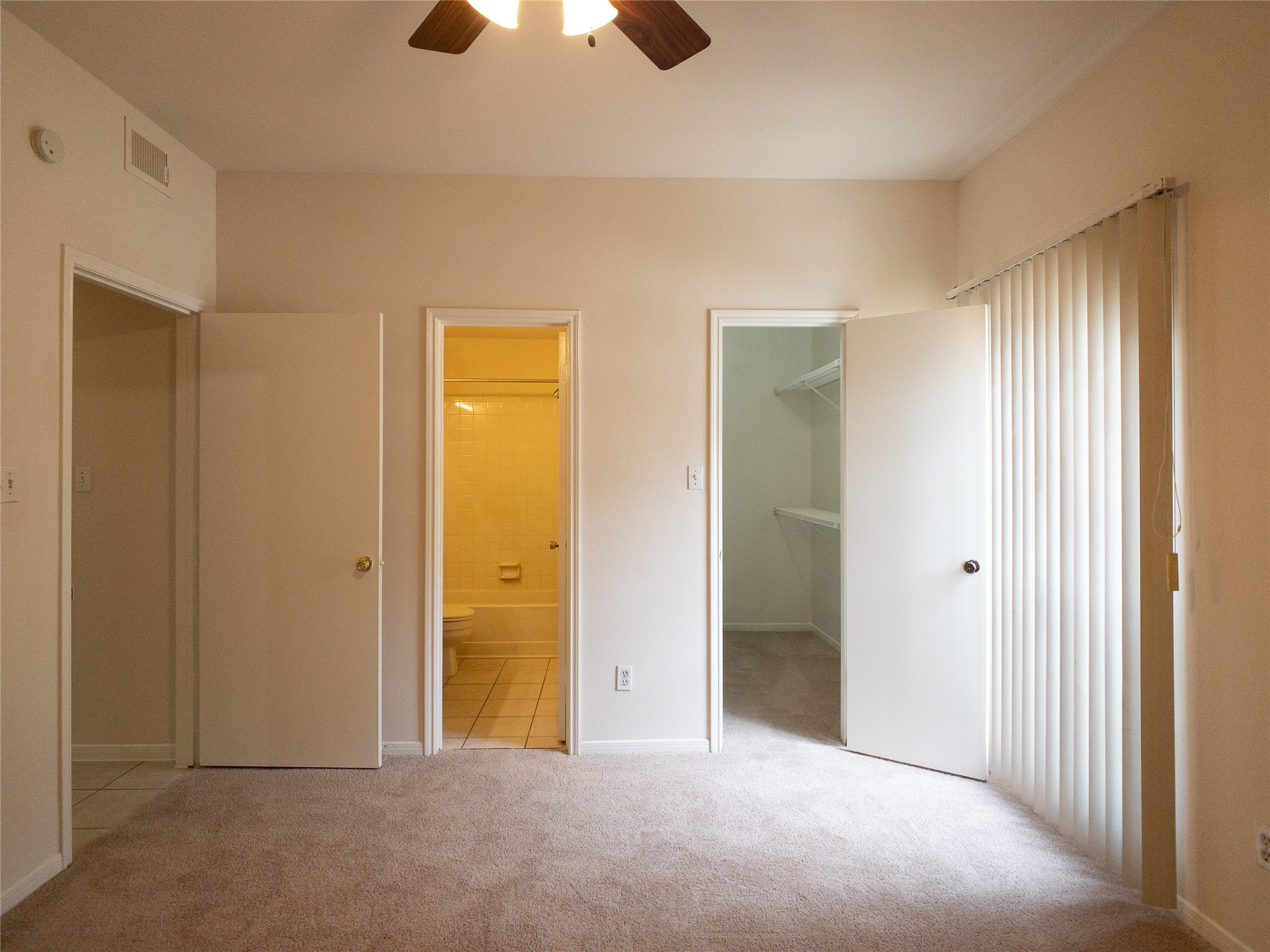 6500 Harbor Town Drive 3205 Property Photo 21