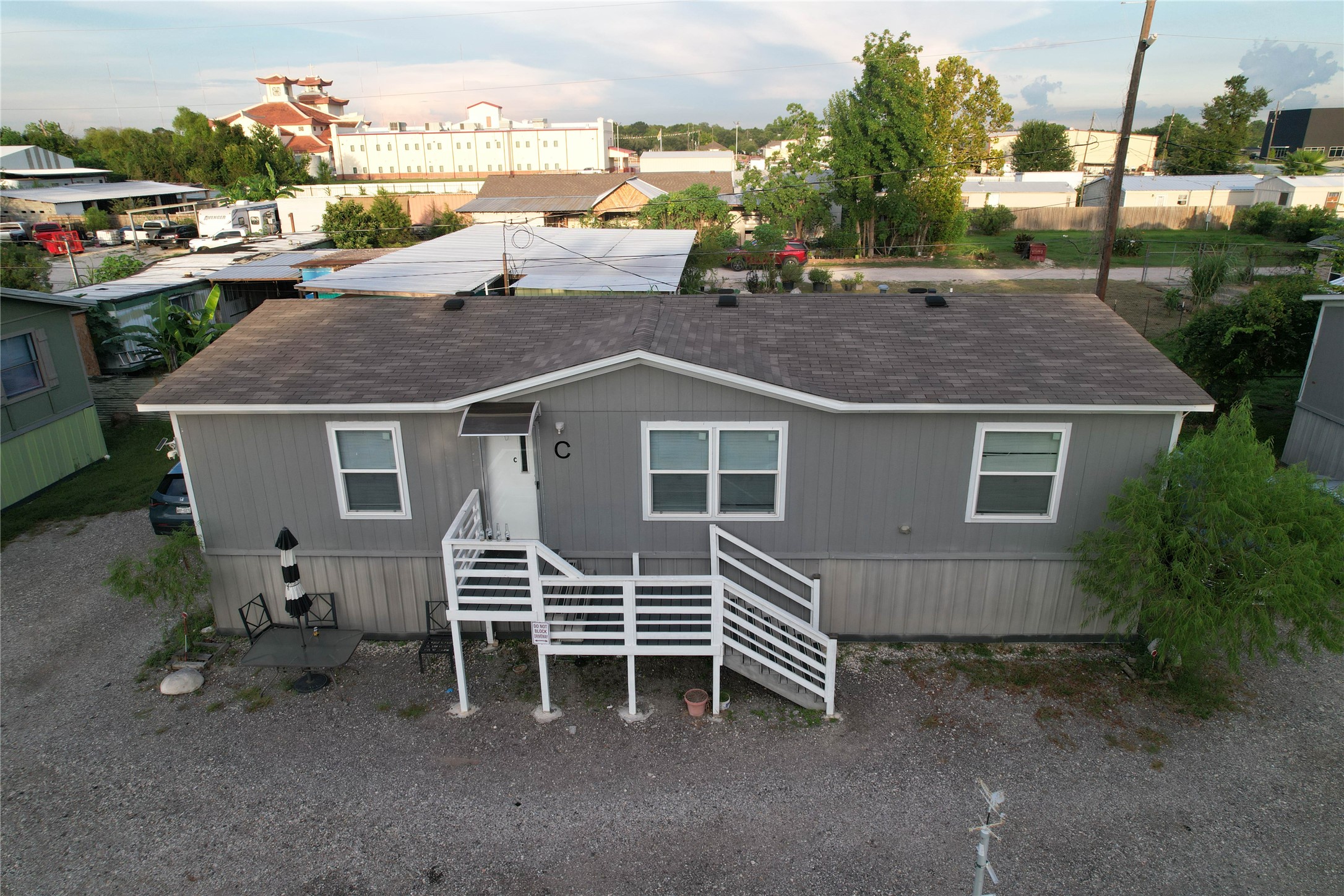 3234 Bobbie Street Property Photo 5