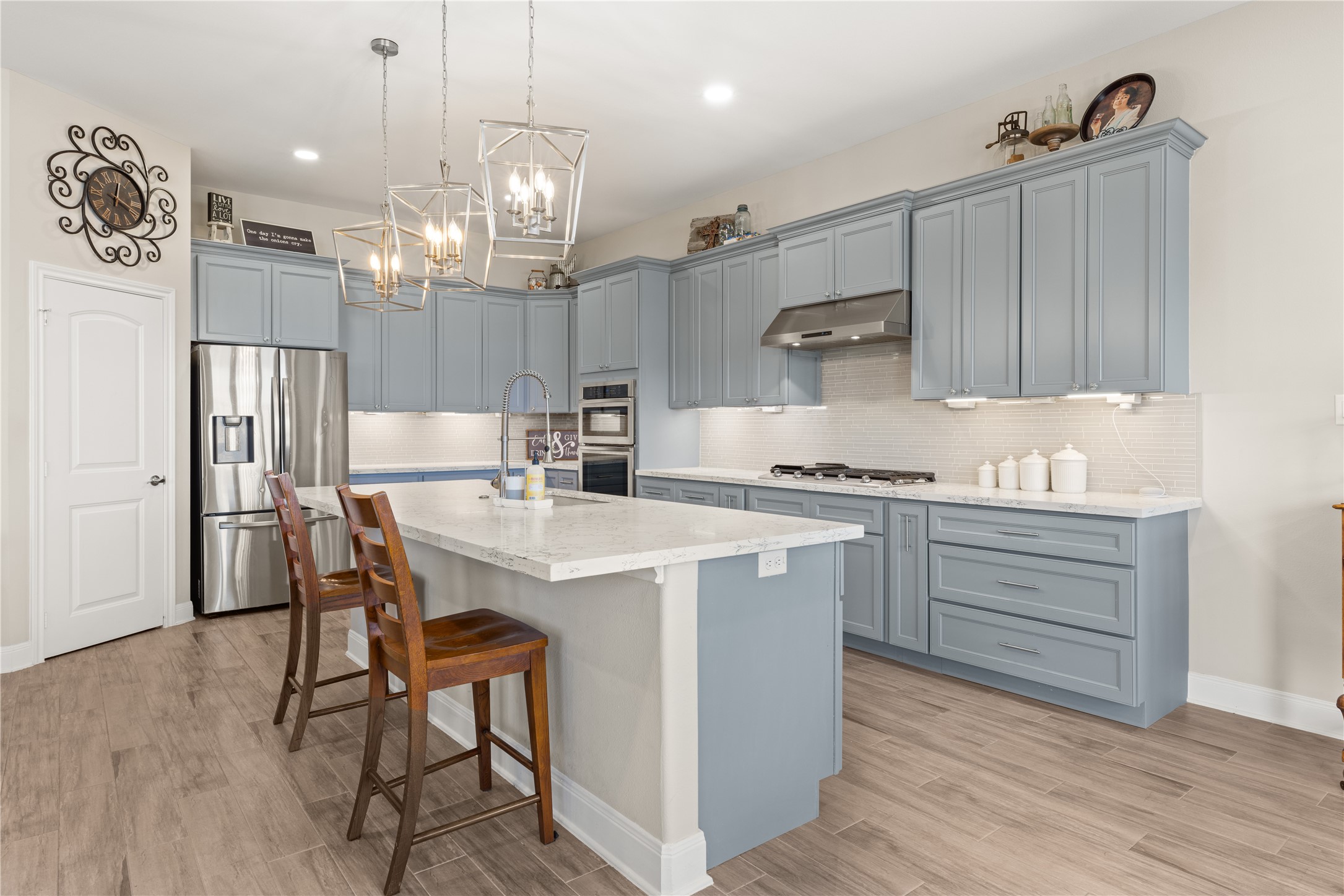 40252 Spyglass Hill Drive Property Photo 4