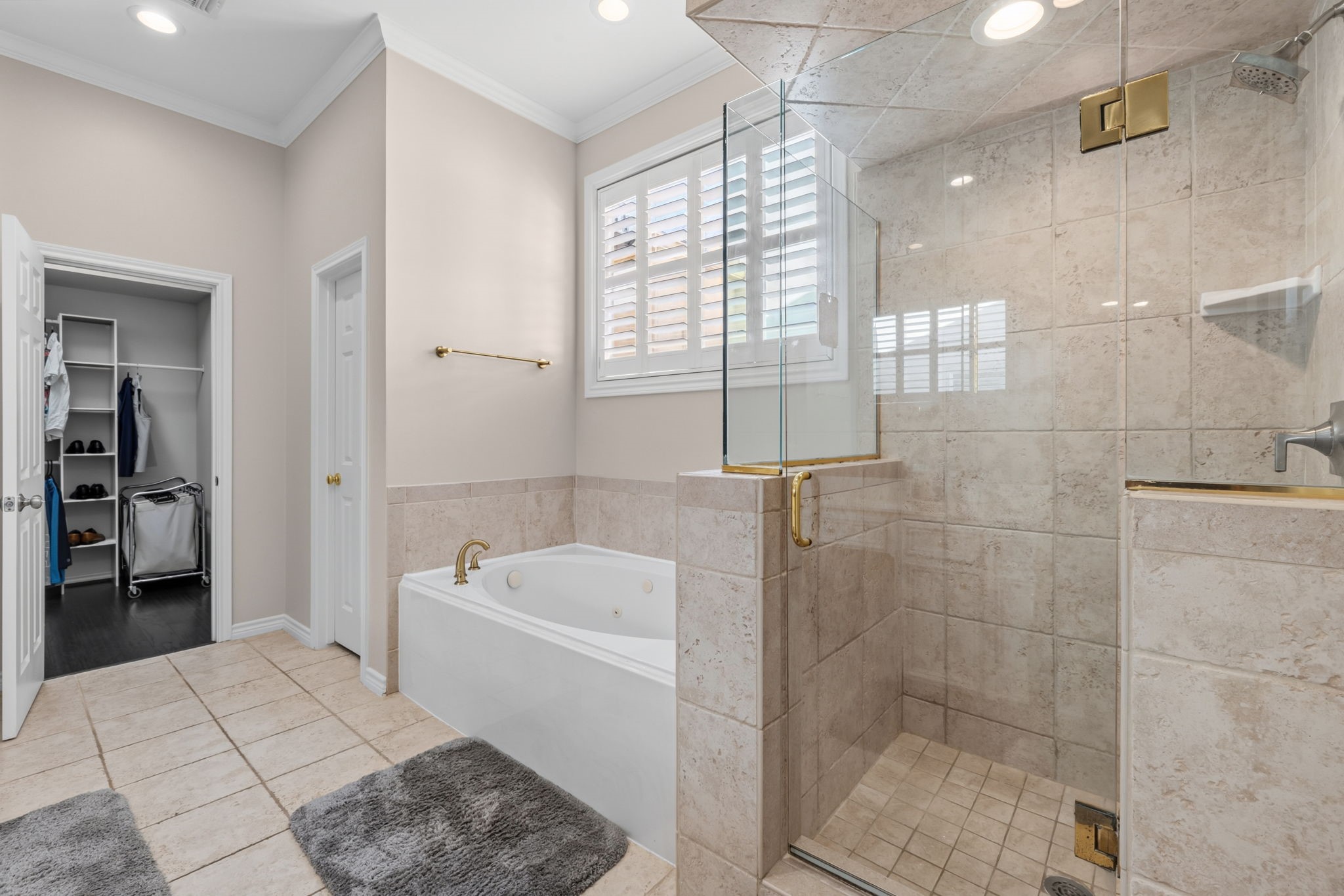 2429 North Boulevard Property Photo 27
