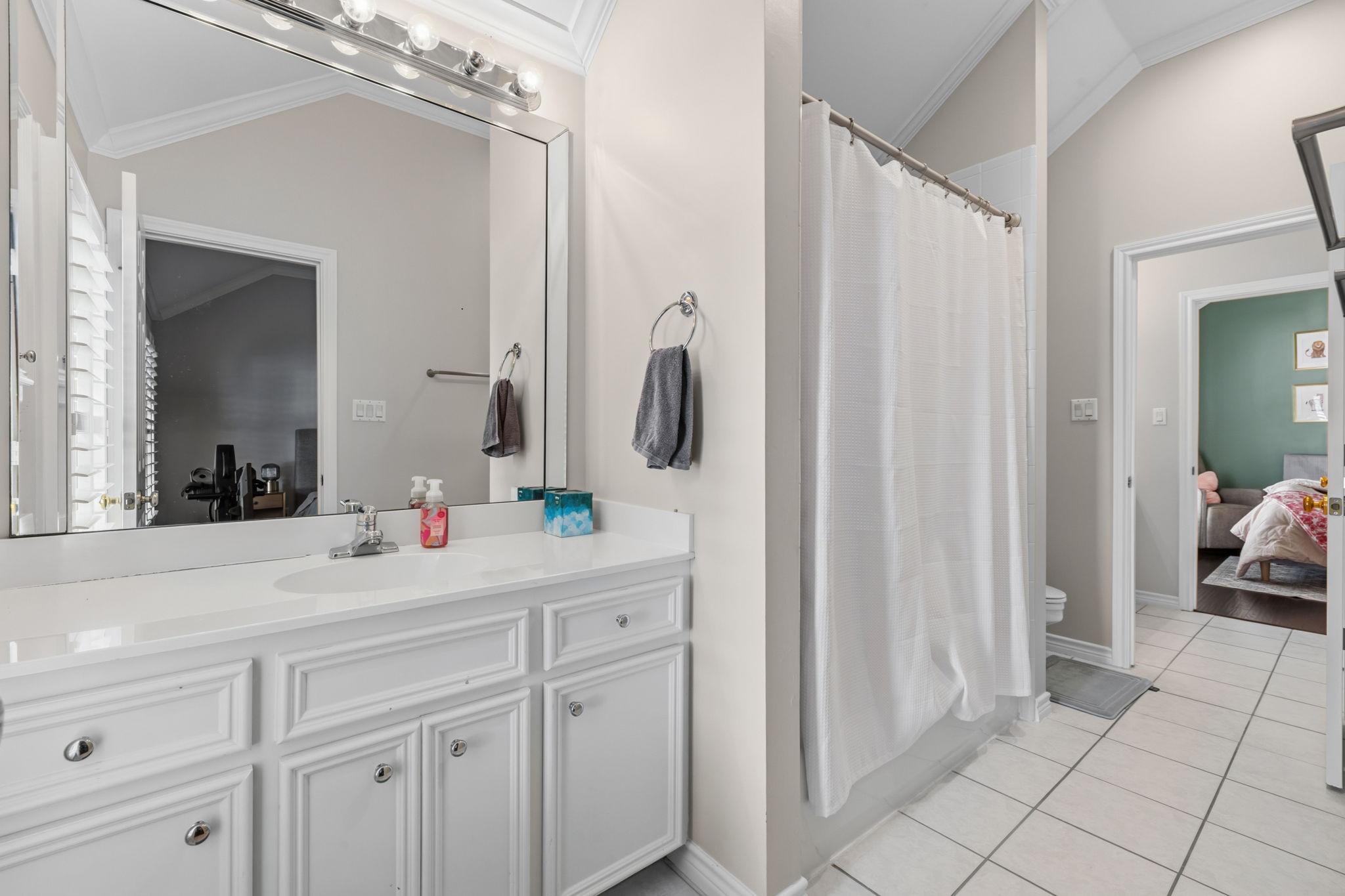 2429 North Boulevard Property Photo 35