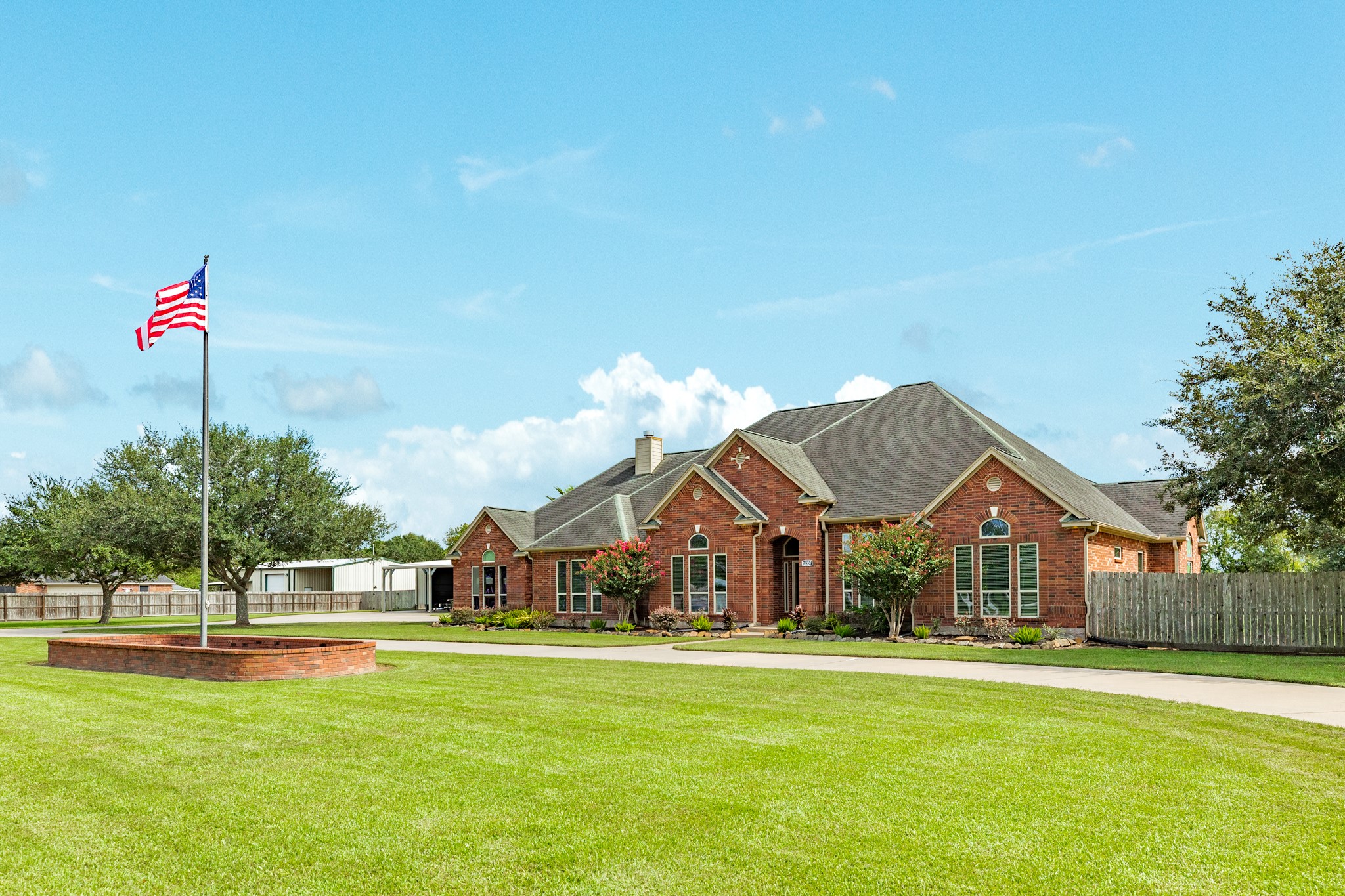 16337 County Road 171 Property Photo 6