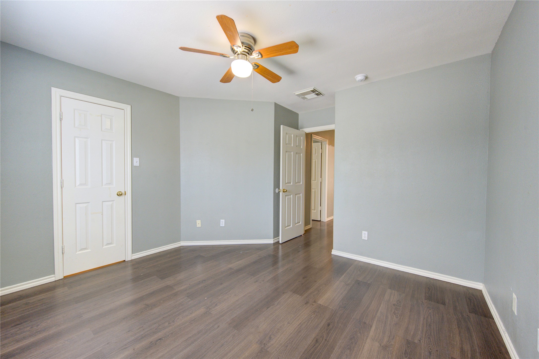16818 Bellmoor Lane Property Photo 20