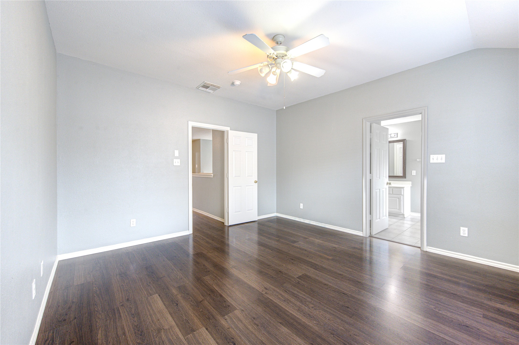 16818 Bellmoor Lane Property Photo 21