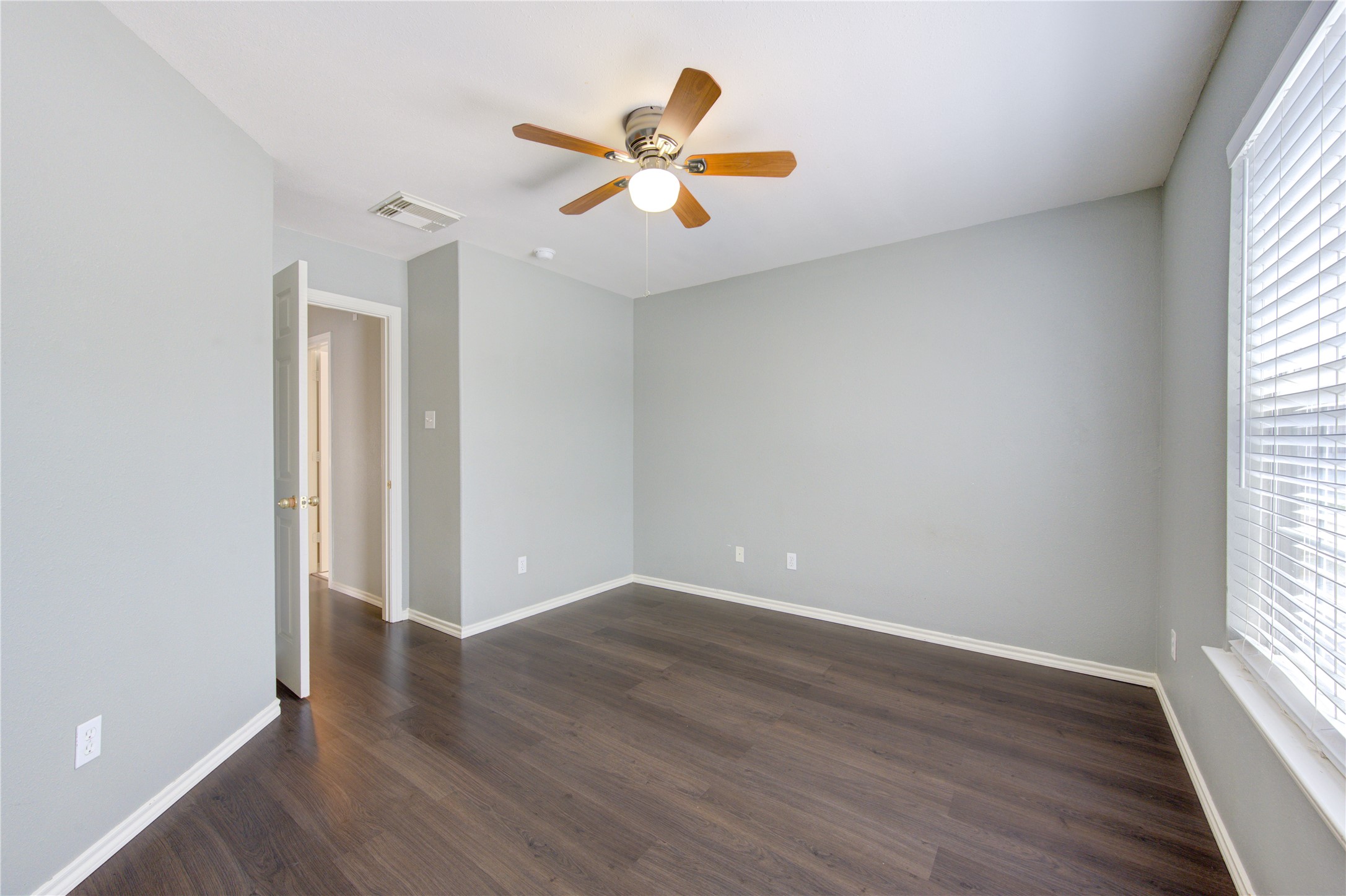16818 Bellmoor Lane Property Photo 29
