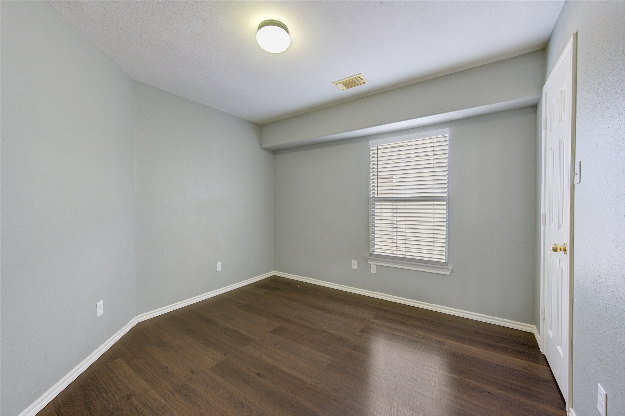 16818 Bellmoor Lane Property Photo 30