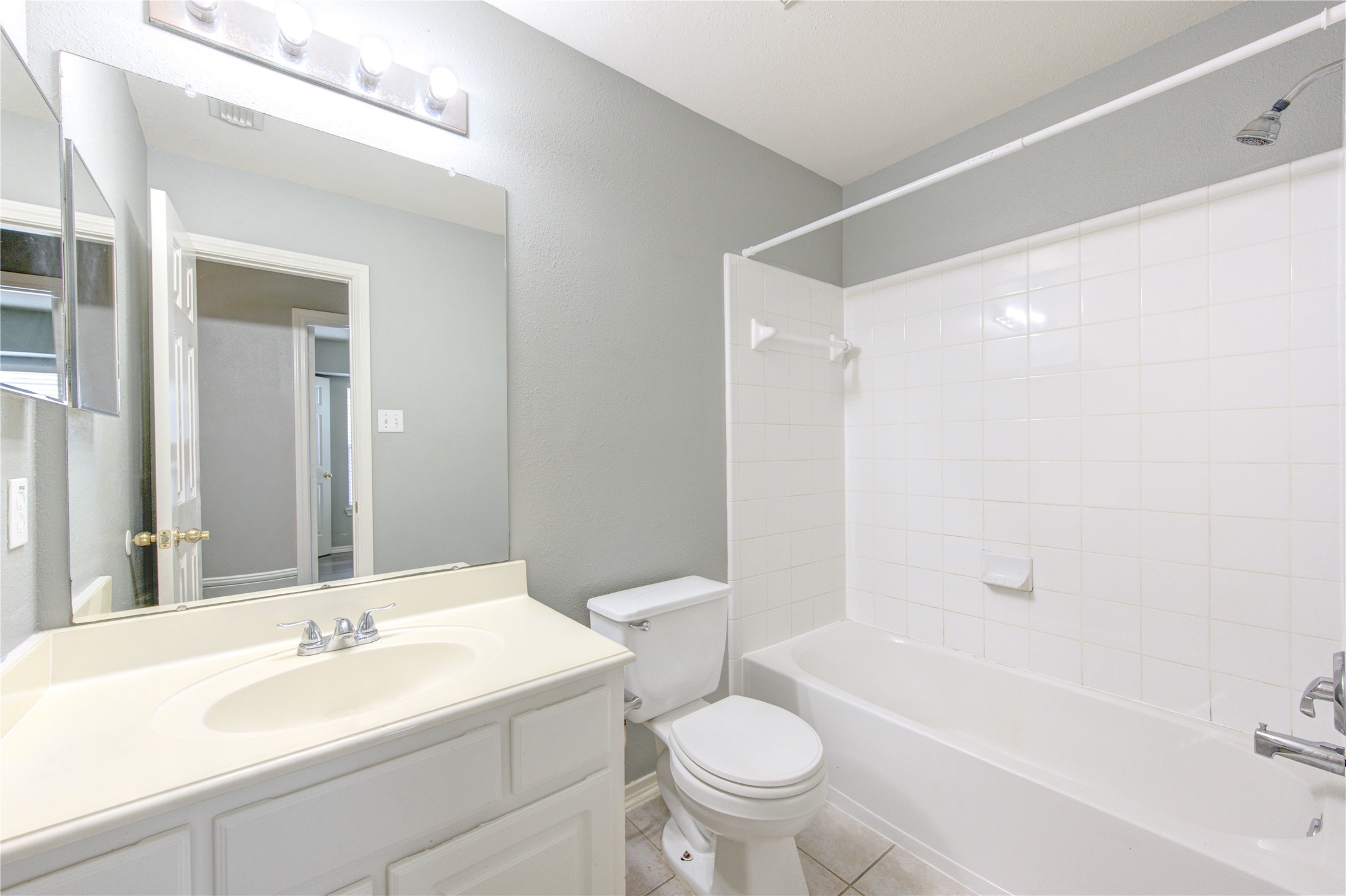 16818 Bellmoor Lane Property Photo 34