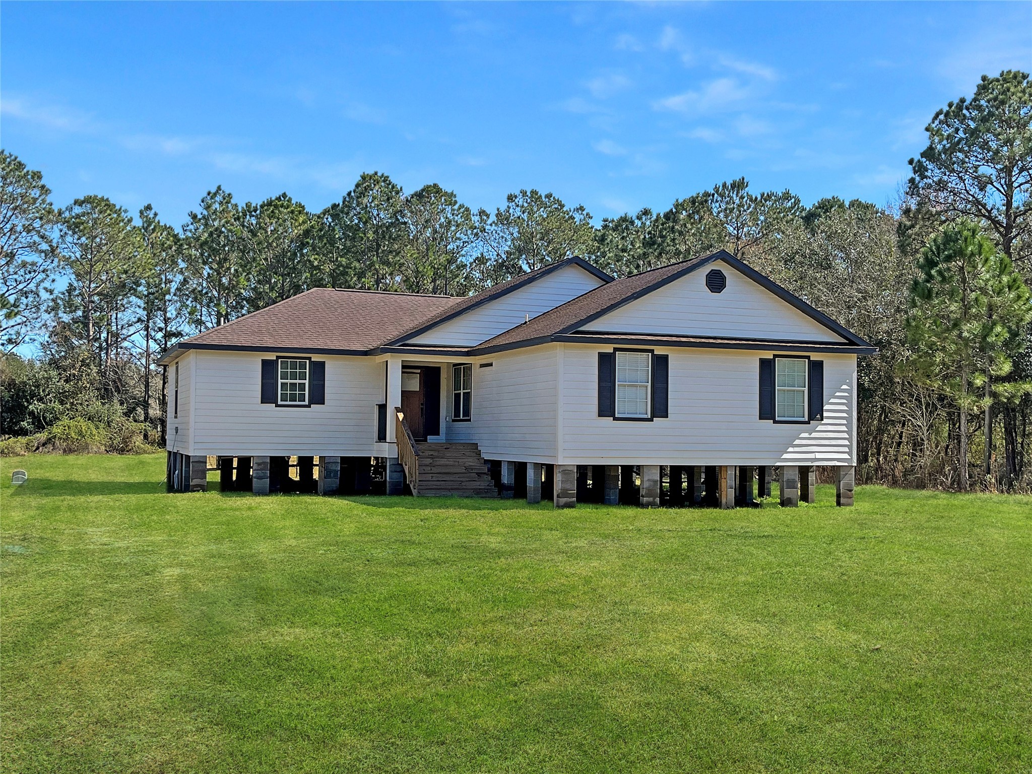 43519 Interstate 10 Property Photo 1