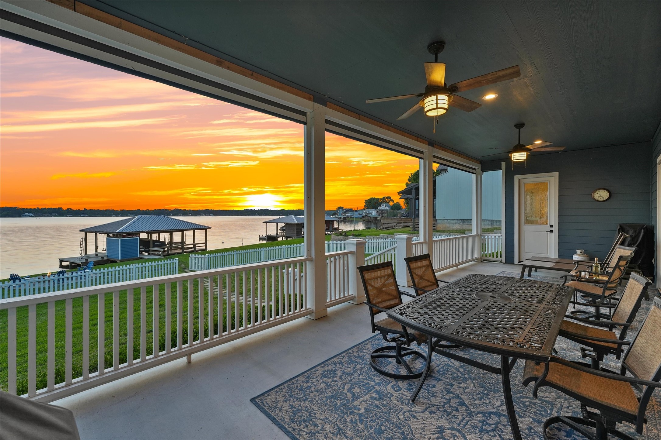 254 Peninsula Drive Property Photo 1