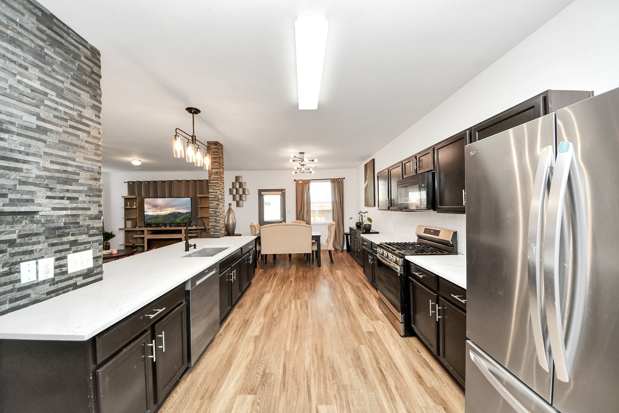 18611 Cooper Ravine Way Property Photo 13