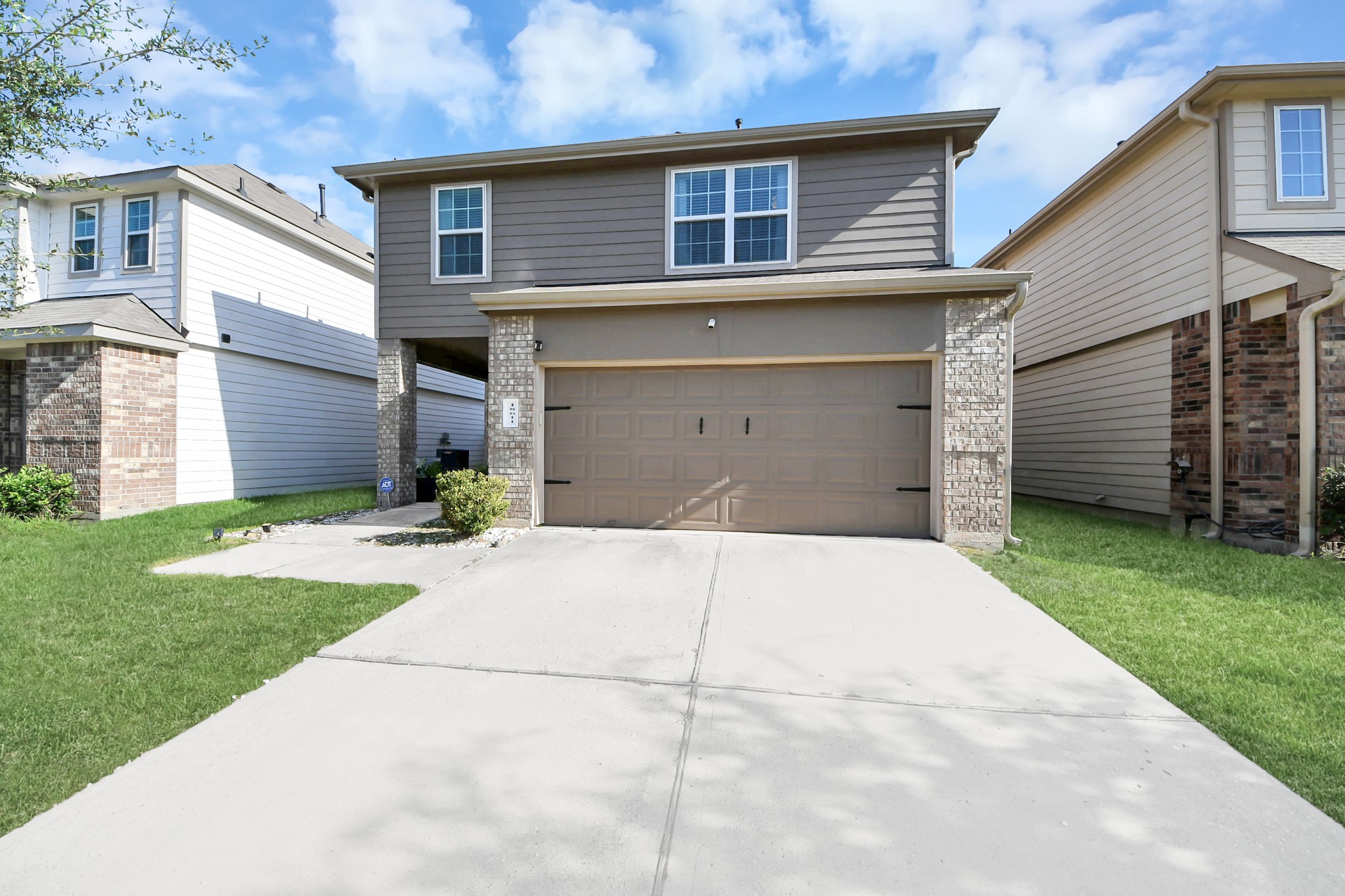 18611 Cooper Ravine Way Property Photo 35