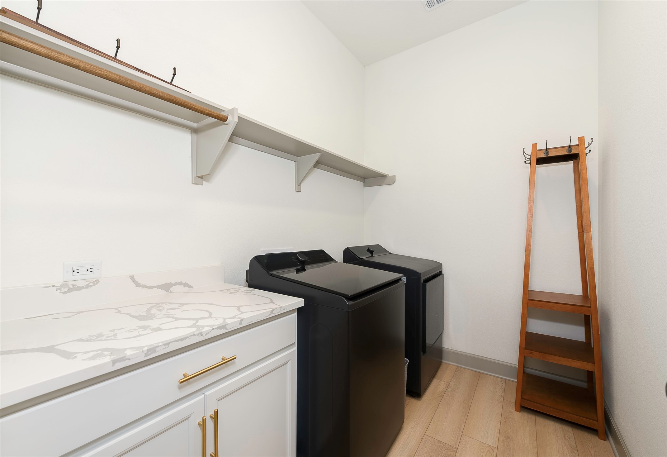 4309 Appalachian Trail Property Photo 31
