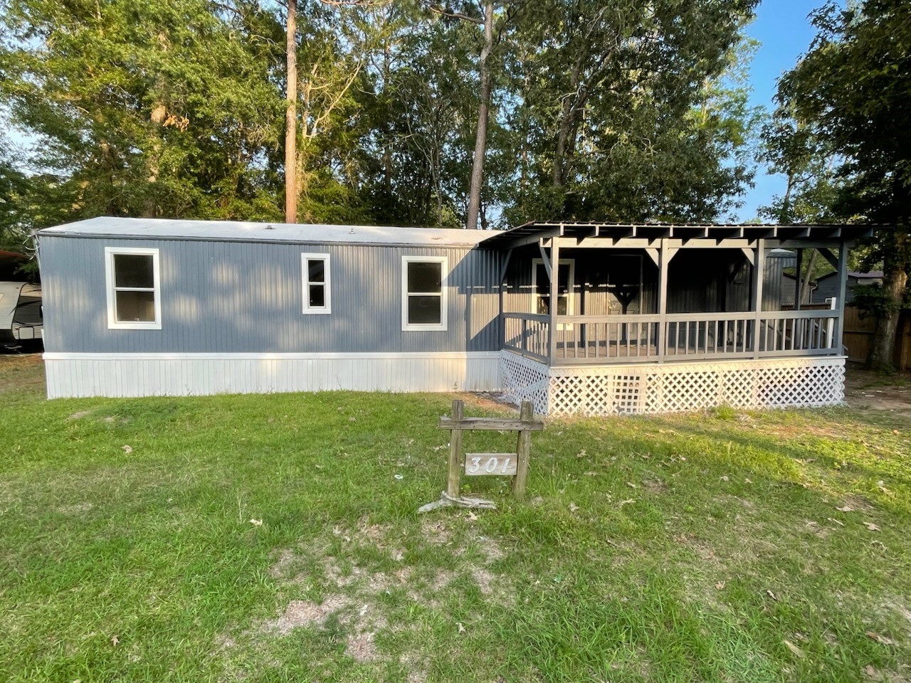 301 Morocco Drive Property Photo 1