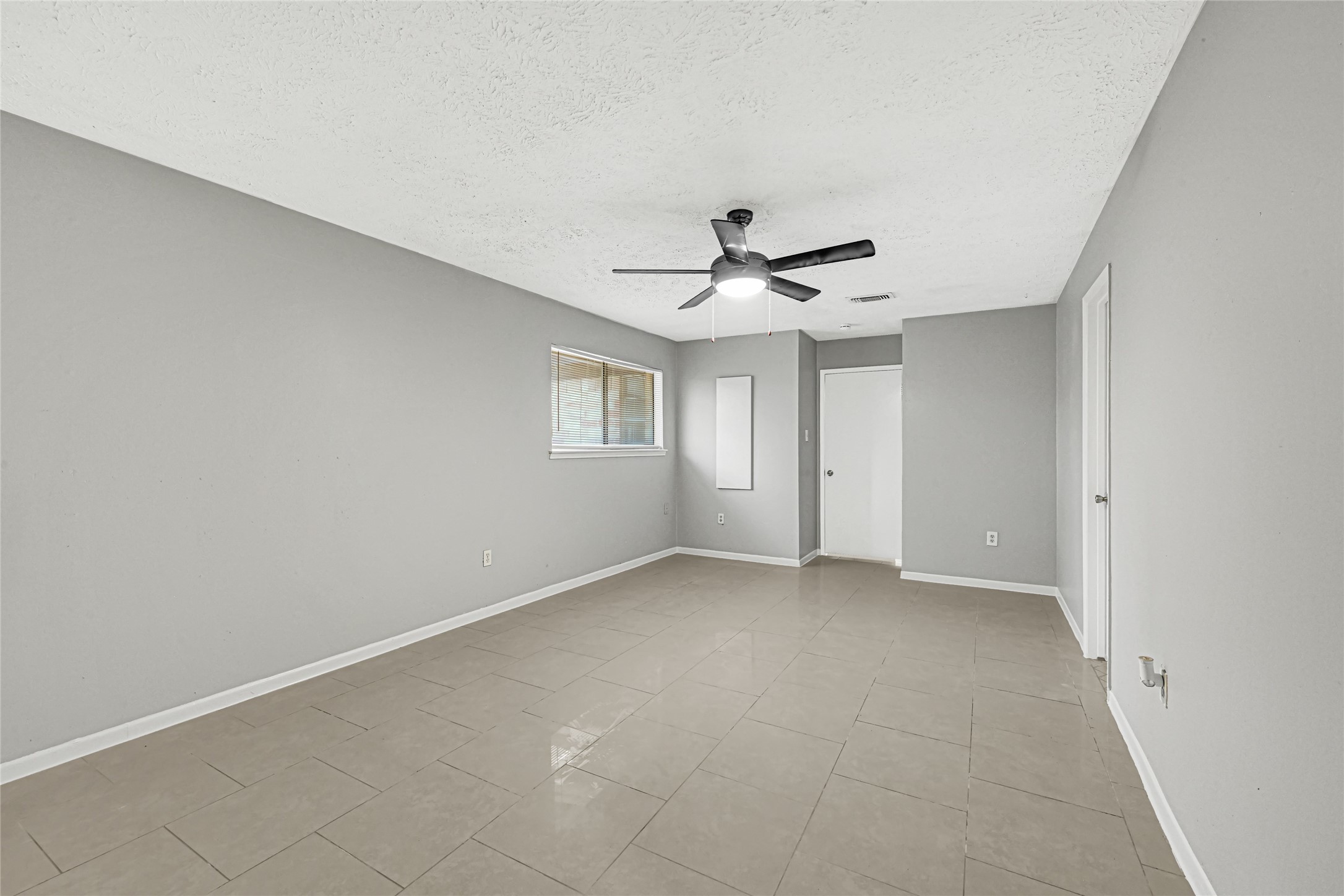 10127 Sagegate Drive Property Photo 15