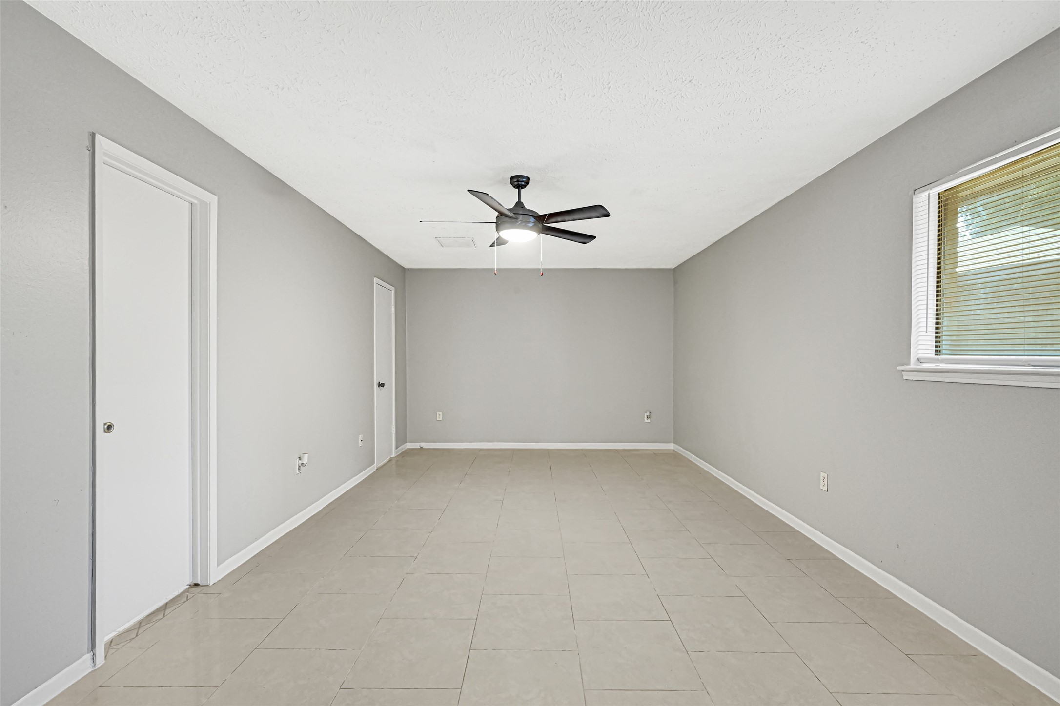 10127 Sagegate Drive Property Photo 18